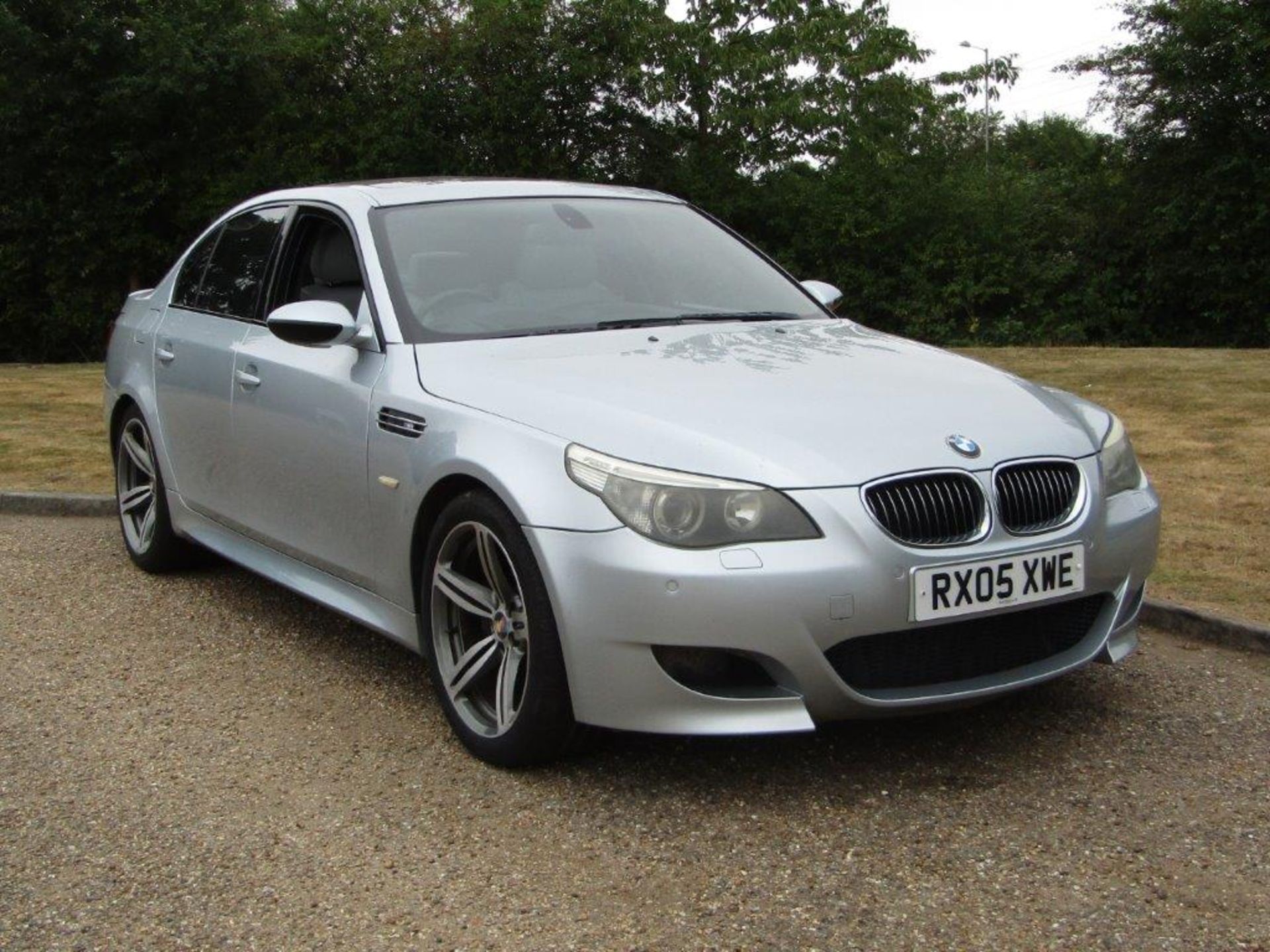 2005 BMW M5