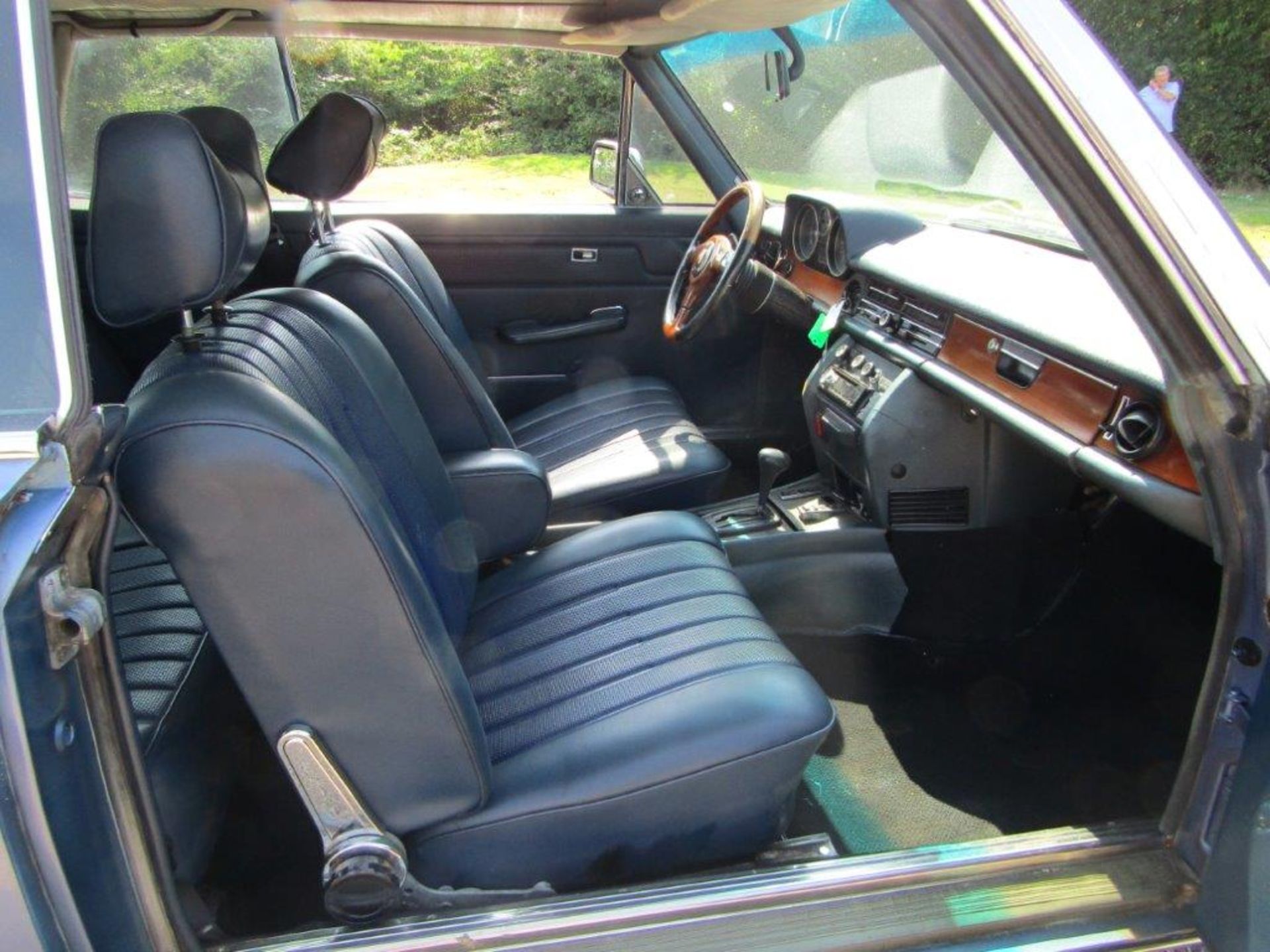 1976 Mercedes W114 280C LHD - Image 7 of 9