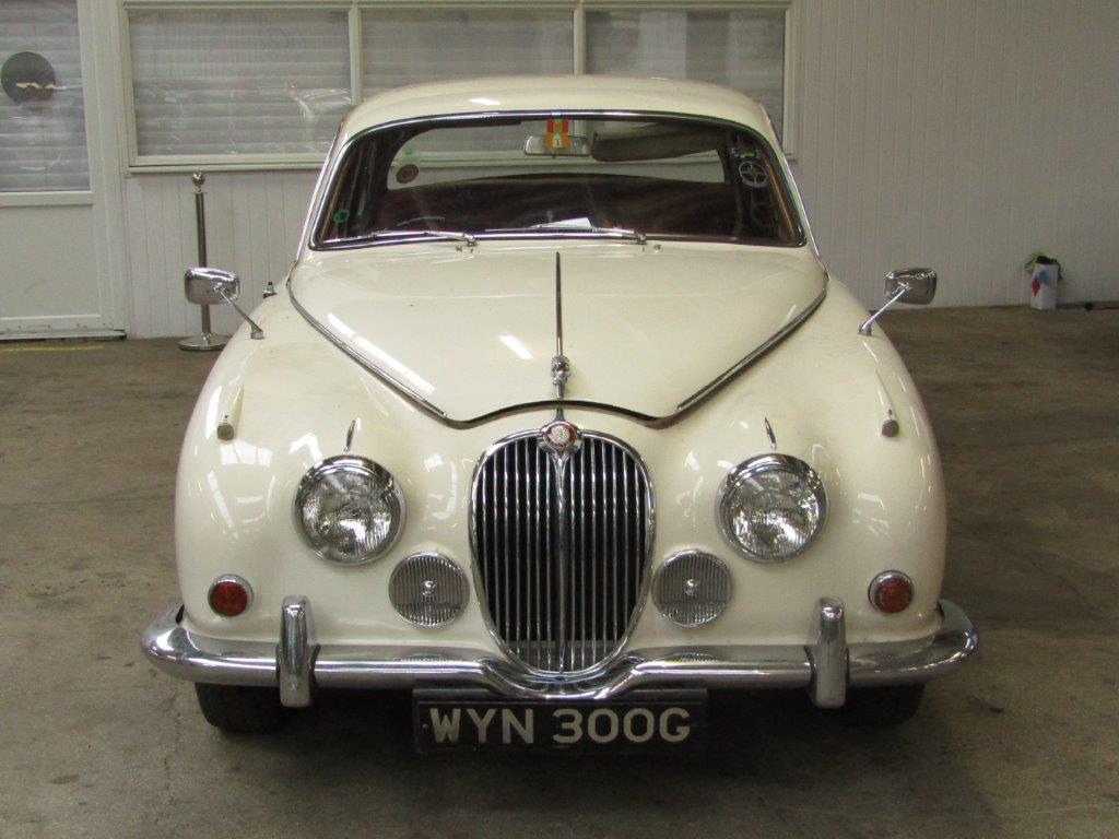 1968 Jaguar 240 fitted with 3.8 M/OD - Image 3 of 10