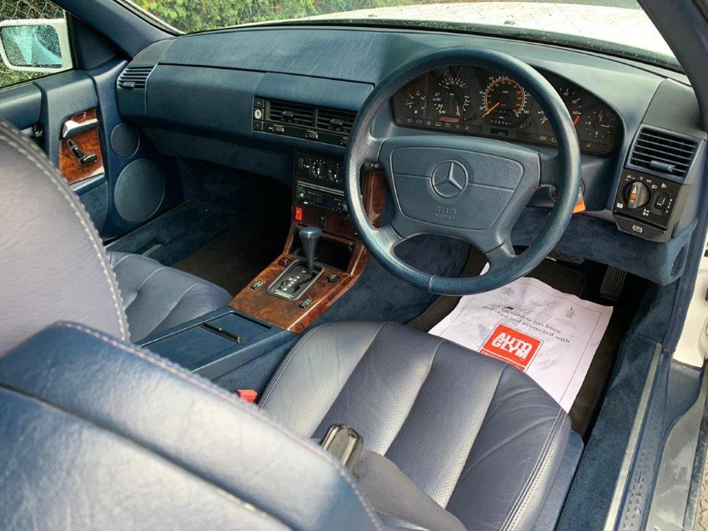 1992 Mercedes R129 300SL - Image 4 of 16