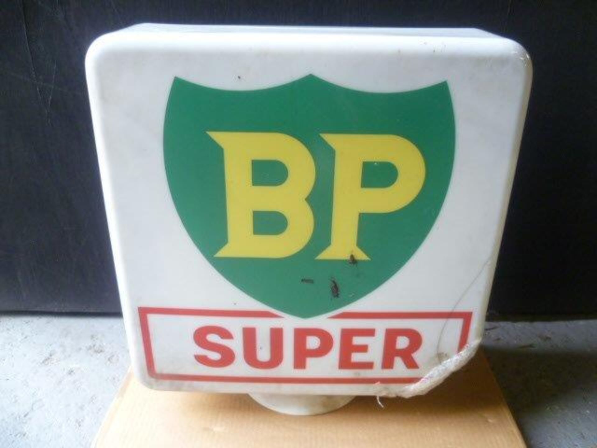 BP Super Petrol Globe