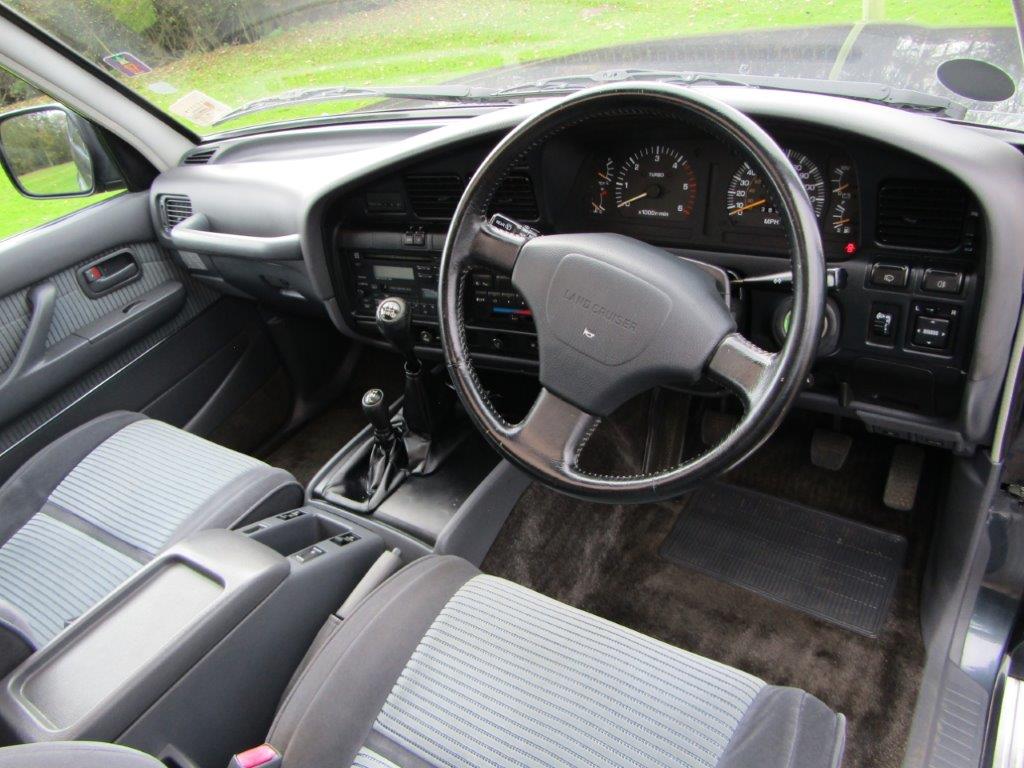 1993 Toyota Lancruiser VX 4.2D - Image 11 of 13