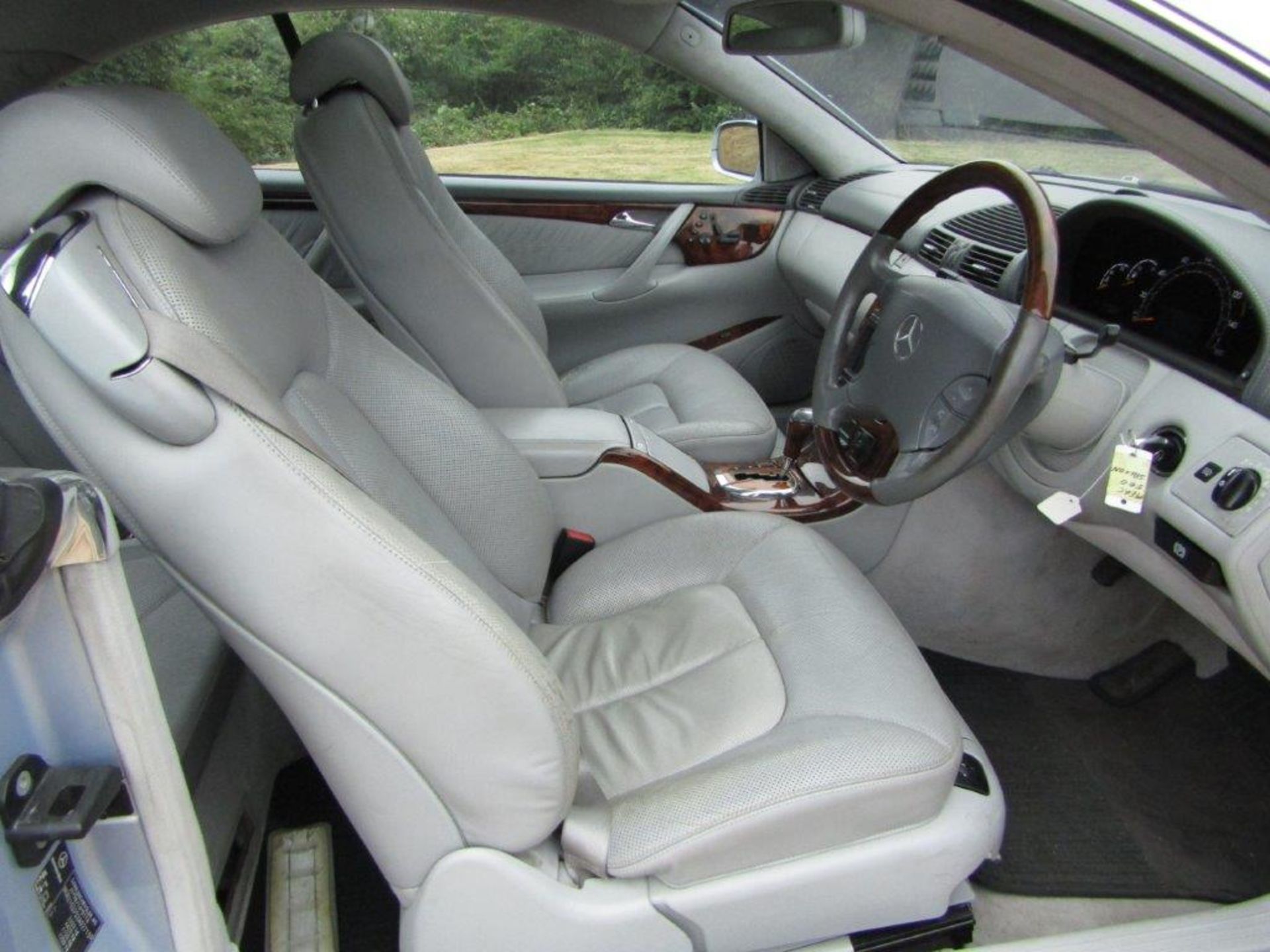 2002 Mercedes CL500 Coupe - Image 7 of 12