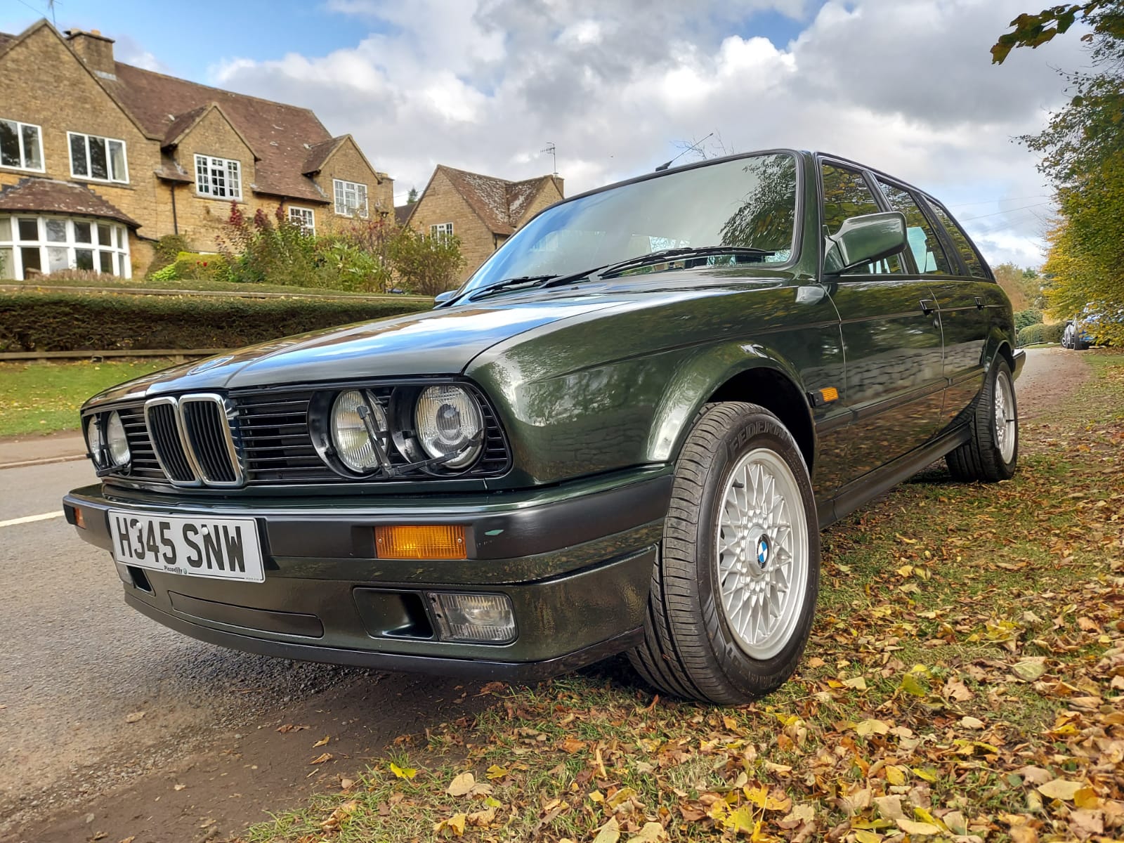 1990 BMW E30 320i Touring - Image 2 of 12
