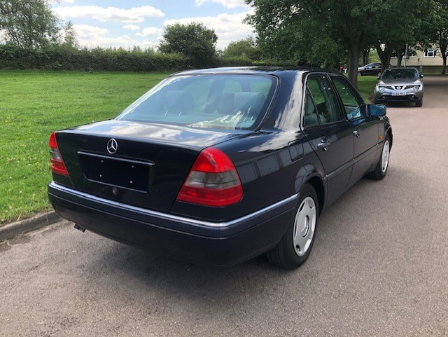 1993 Mercedes C220 Auto 13,836 miles from new - Image 5 of 8