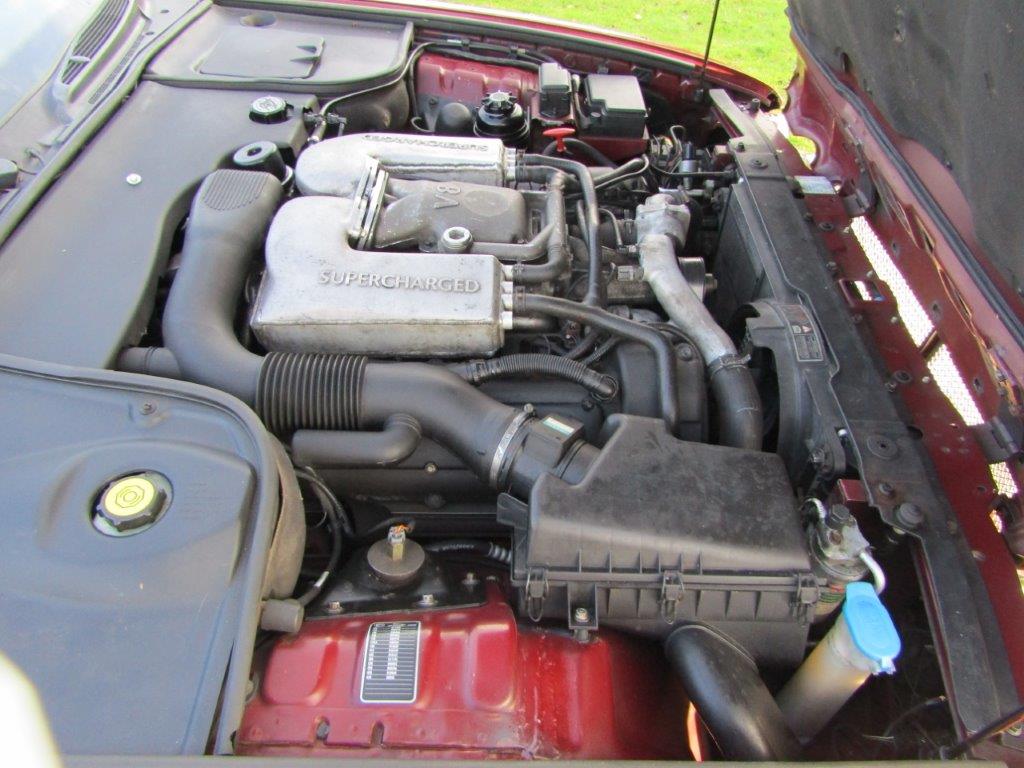 1998 Jaguar XJR 4.0 V8 Auto - Image 12 of 13