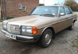 1984 Mercedes W123 230E Auto