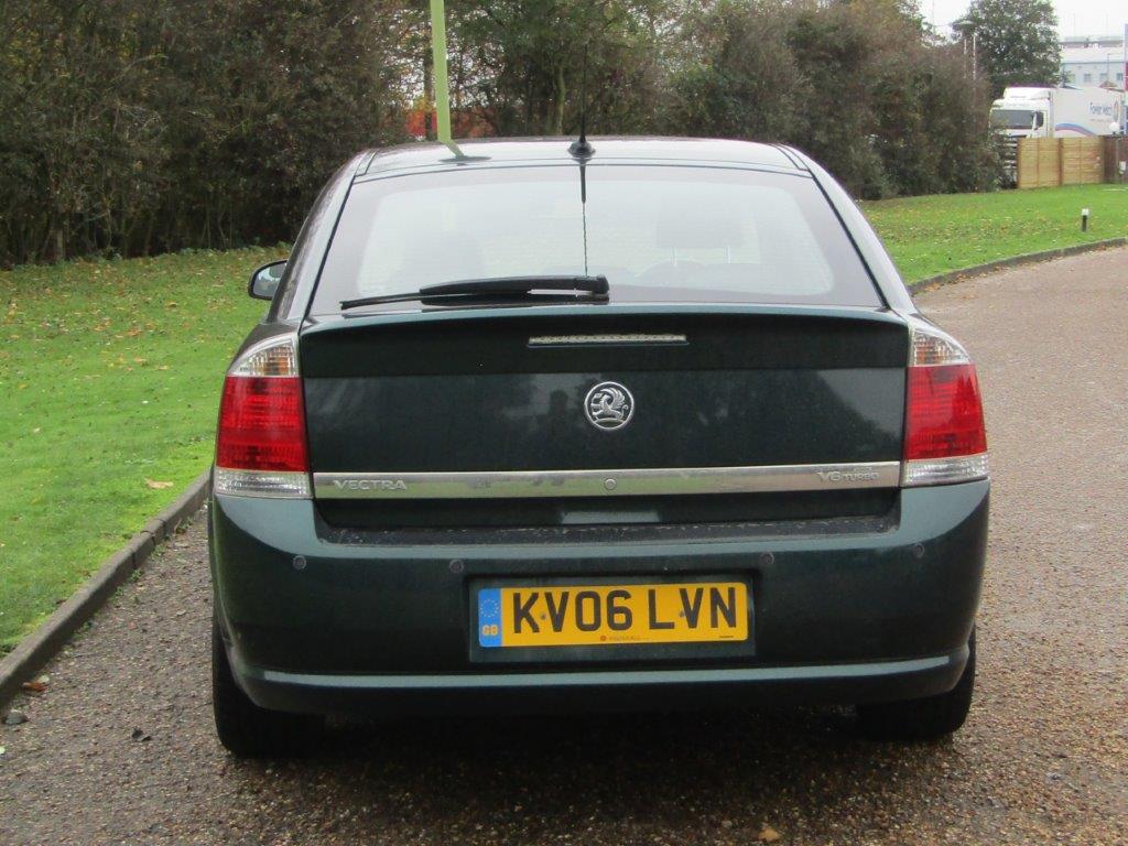 2006 Vauxhall Vectra Elite 2.8 V6 Turbo Auto - Image 5 of 11