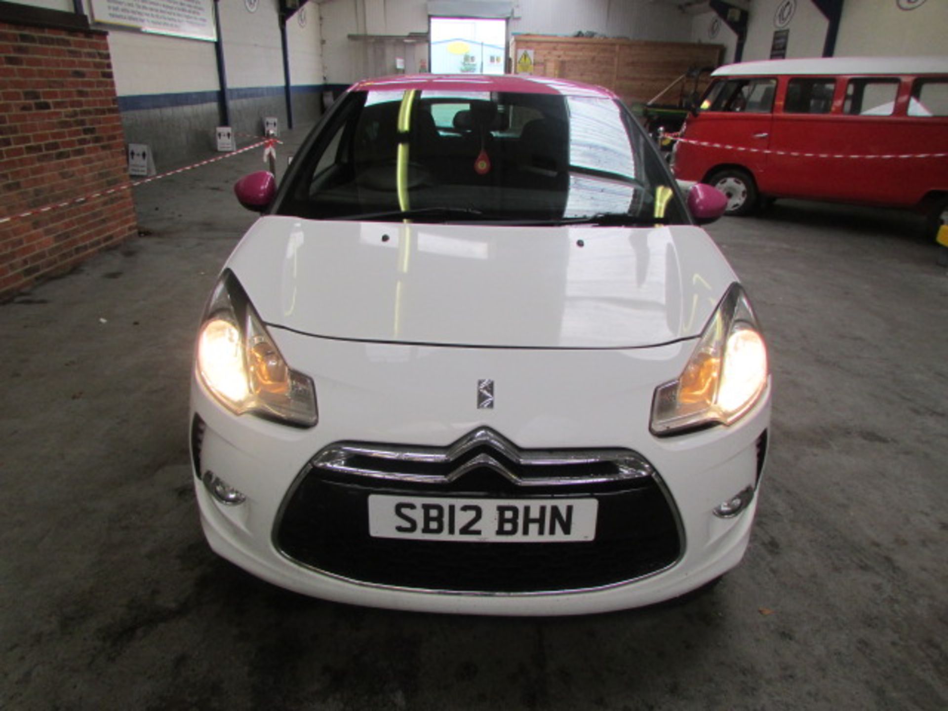 2012 Citroen DS3 Style + - Image 3 of 13