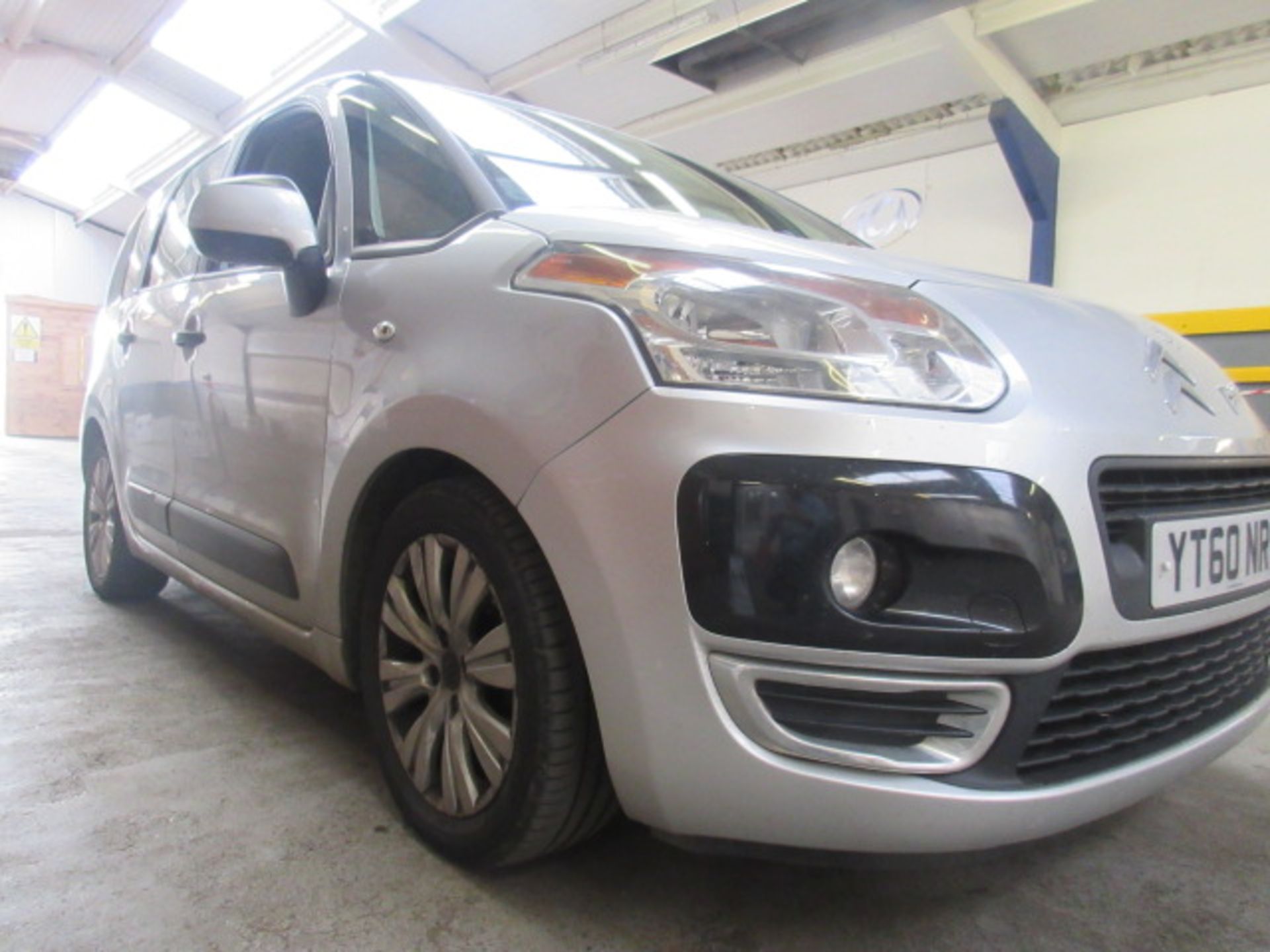 2010 Citroen C3 Picasso VTR+ HDI - Image 5 of 7