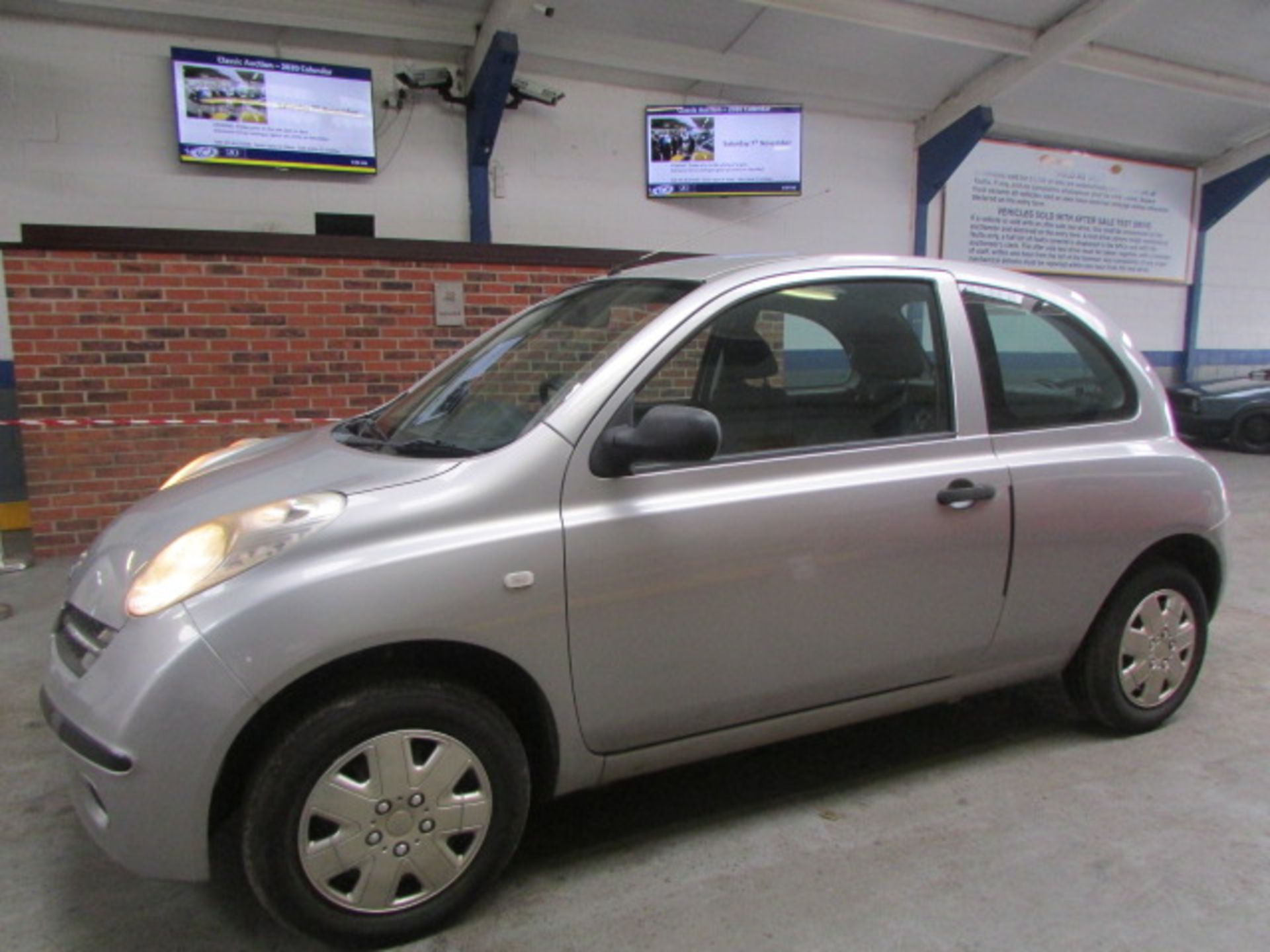 2005 Nissan Micra E