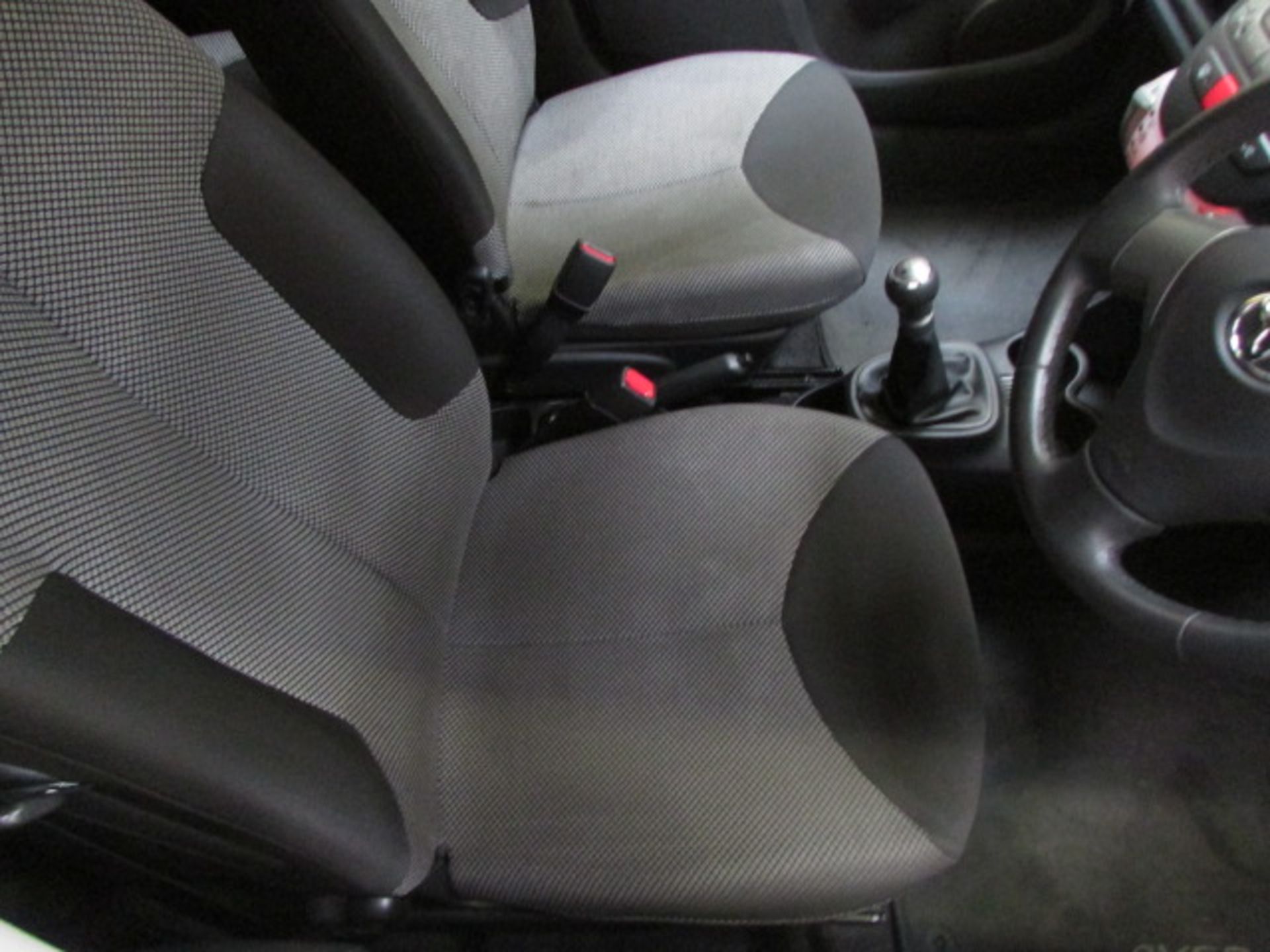 2012 Toyota Aygo VVT-I Fire AC - Image 7 of 12