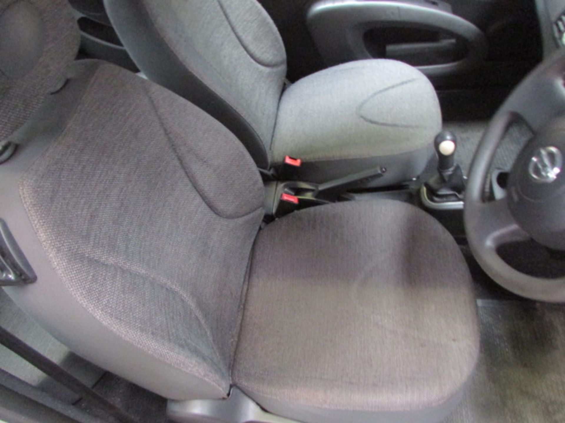 2005 Nissan Micra E - Image 6 of 7