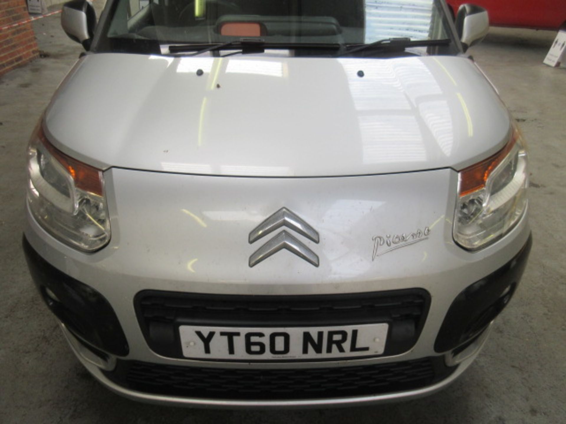 2010 Citroen C3 Picasso VTR+ HDI - Image 2 of 7