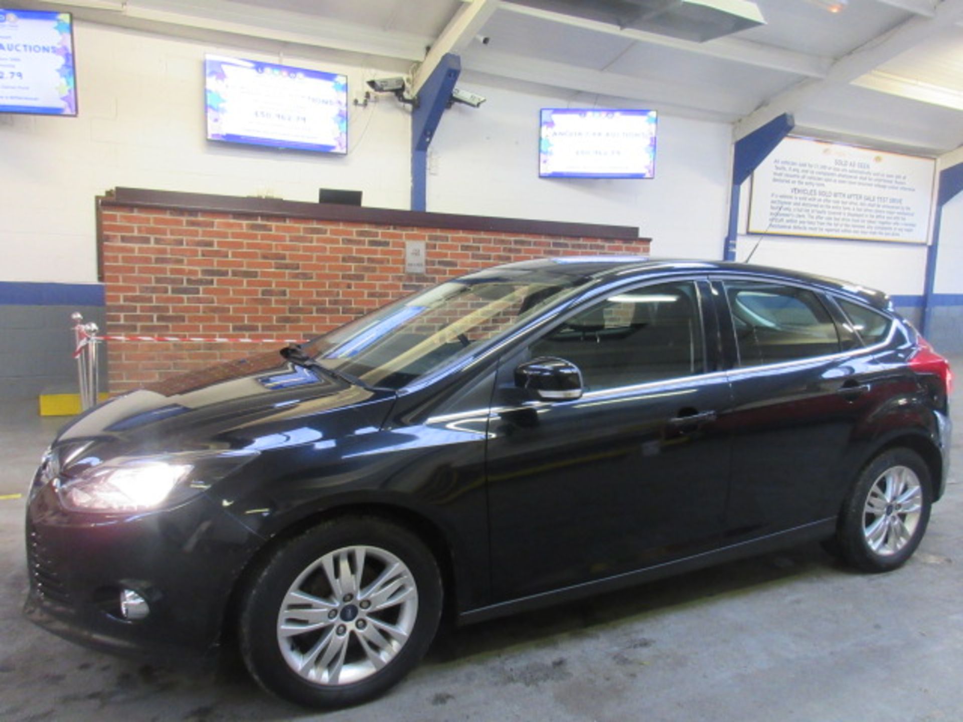 2014 Ford Focus Titanium Navigator