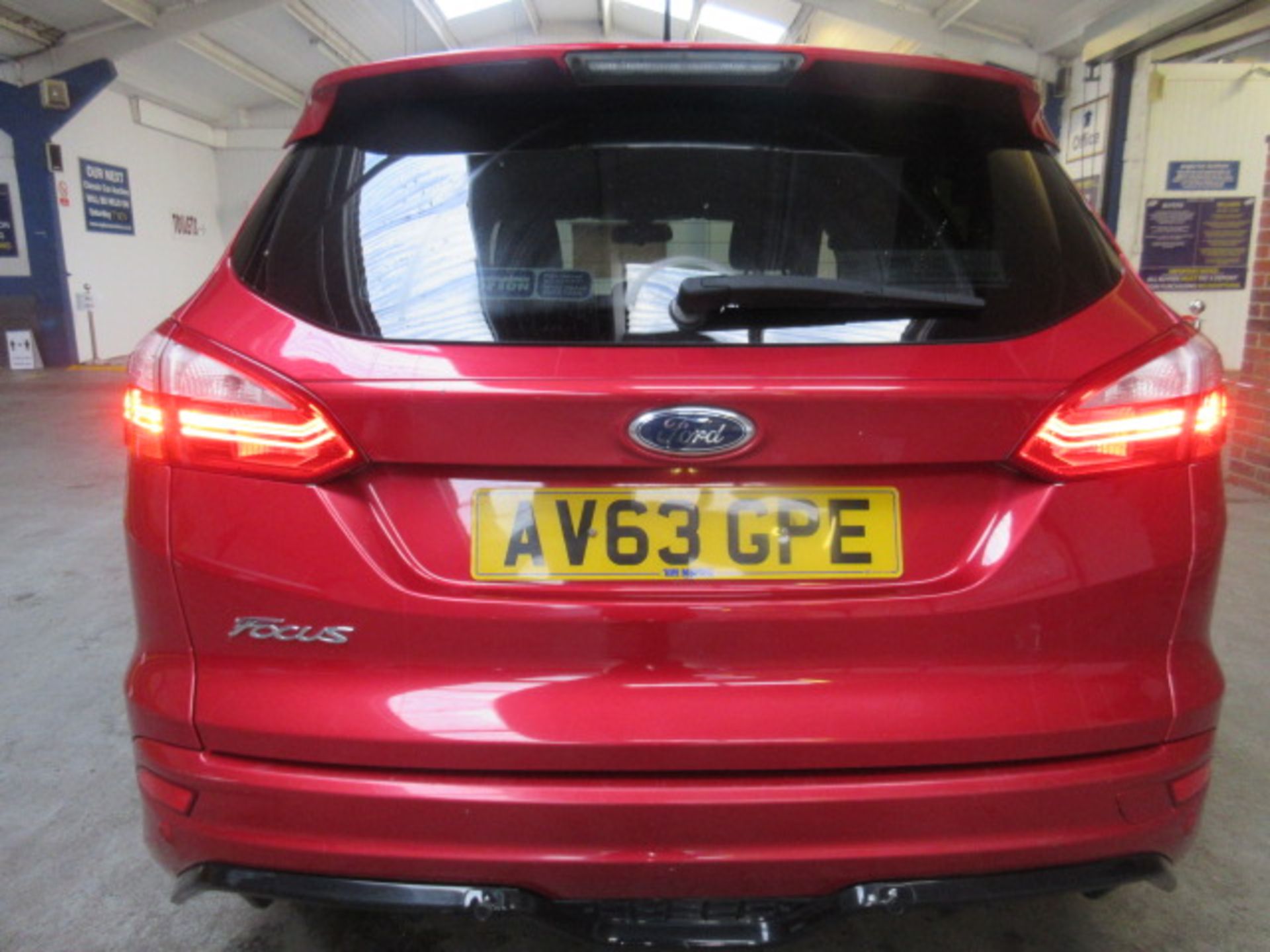 63 13 Ford Focus Zetec S TDCI - Image 5 of 11