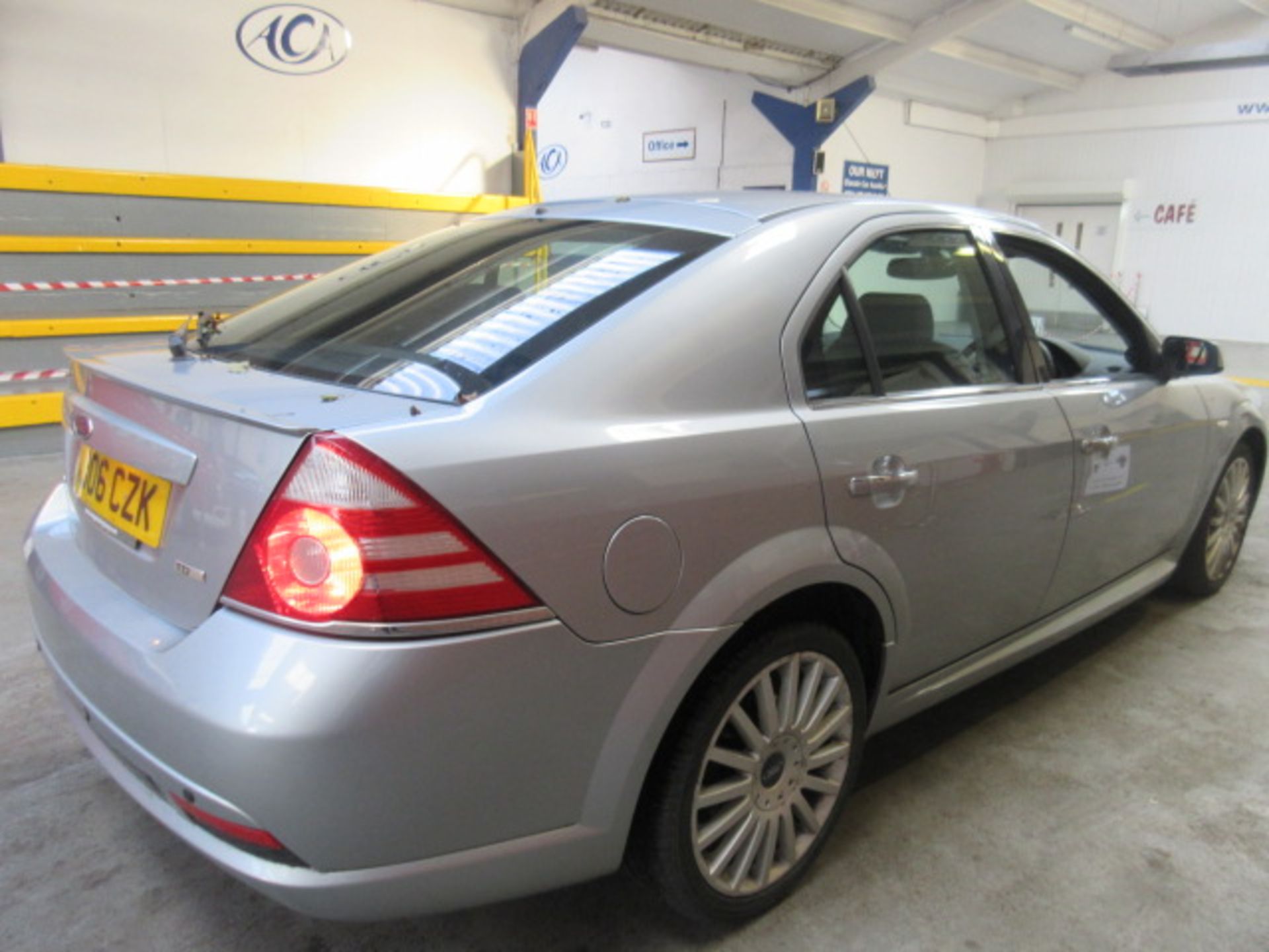 06 06 Ford Mondeo ST TDCI - Image 2 of 12