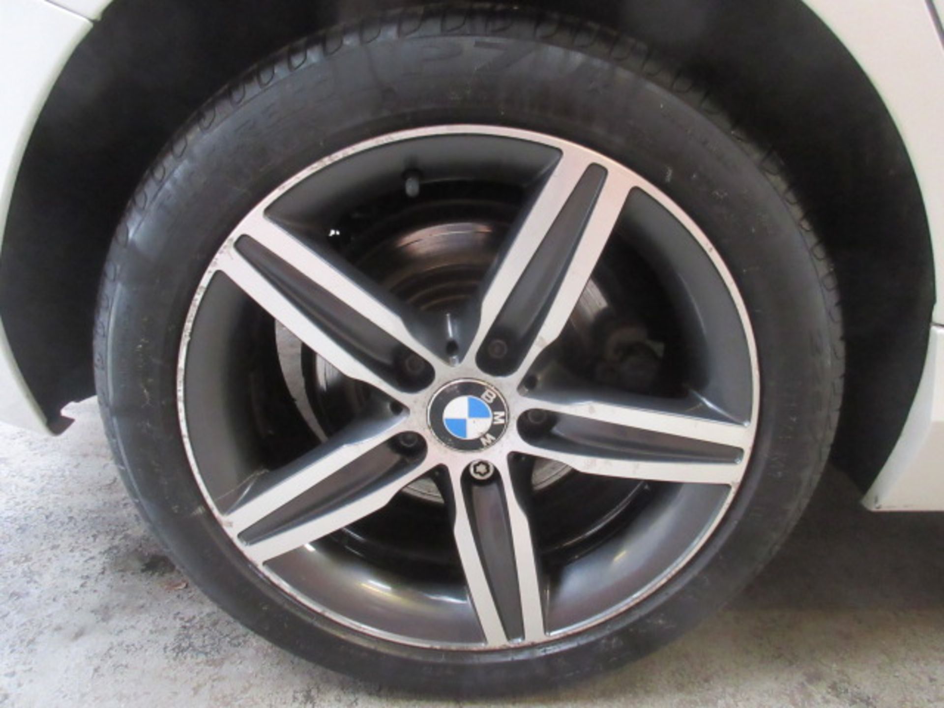 13 13 BMW 120D Sport - Image 8 of 12