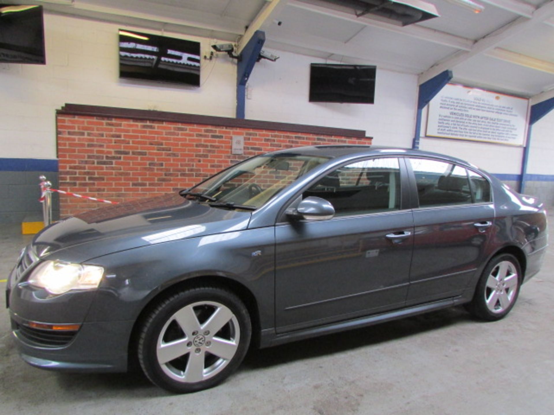 10 10 VW Passat R Line TDI 110