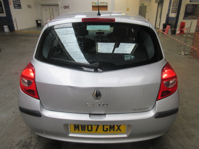 07 07 Renault Clio Expression Auto - Image 4 of 7