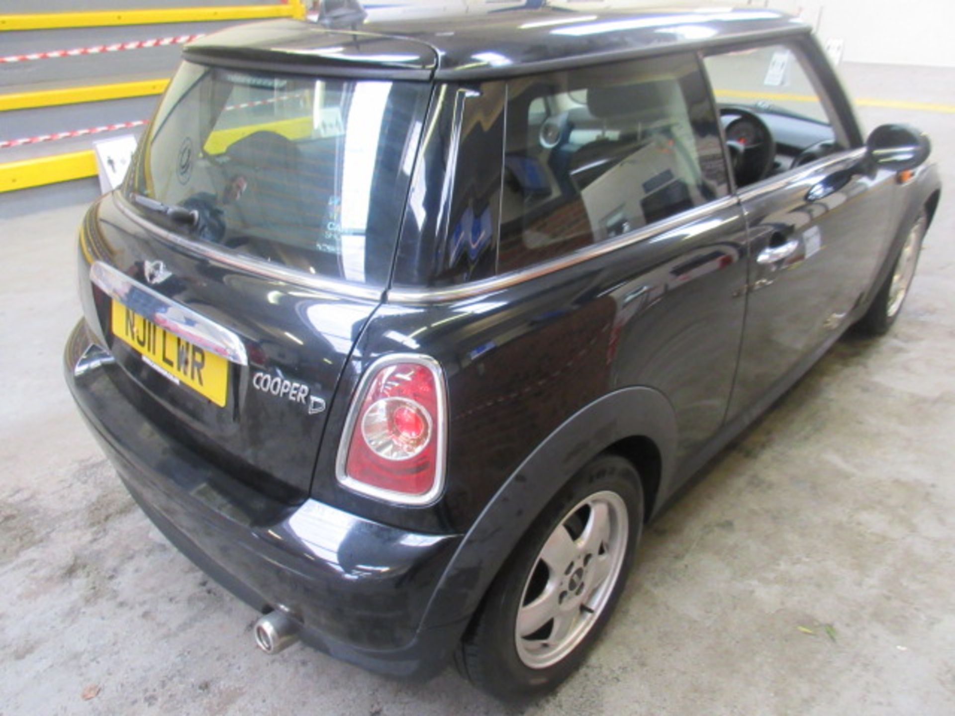 11 11 Mini Cooper D - Image 4 of 12