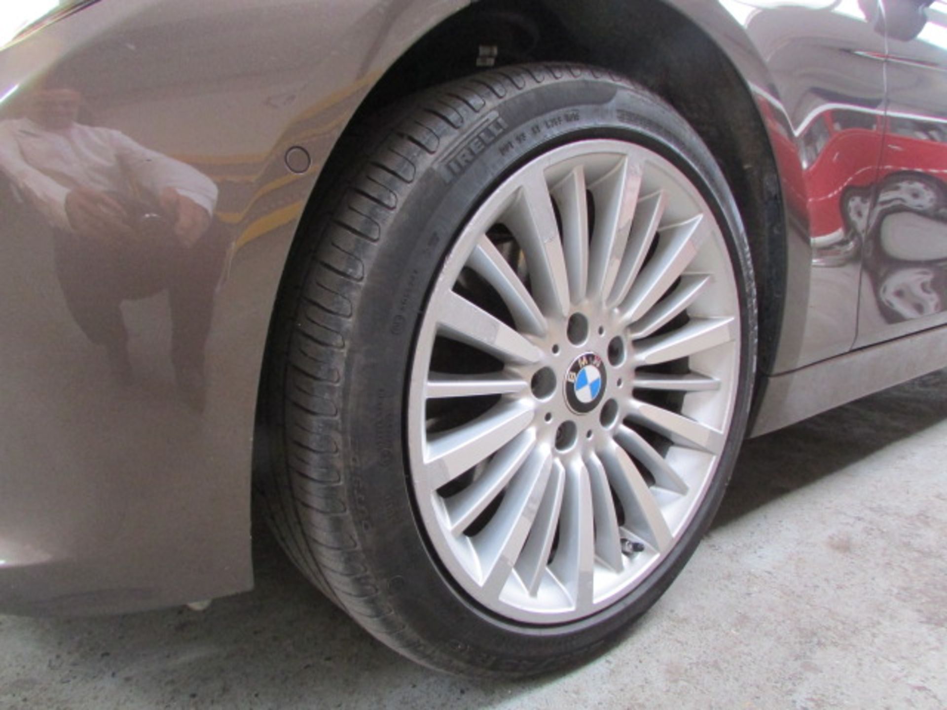 64 14 BMW 320D XDrive Luxury - Image 3 of 9