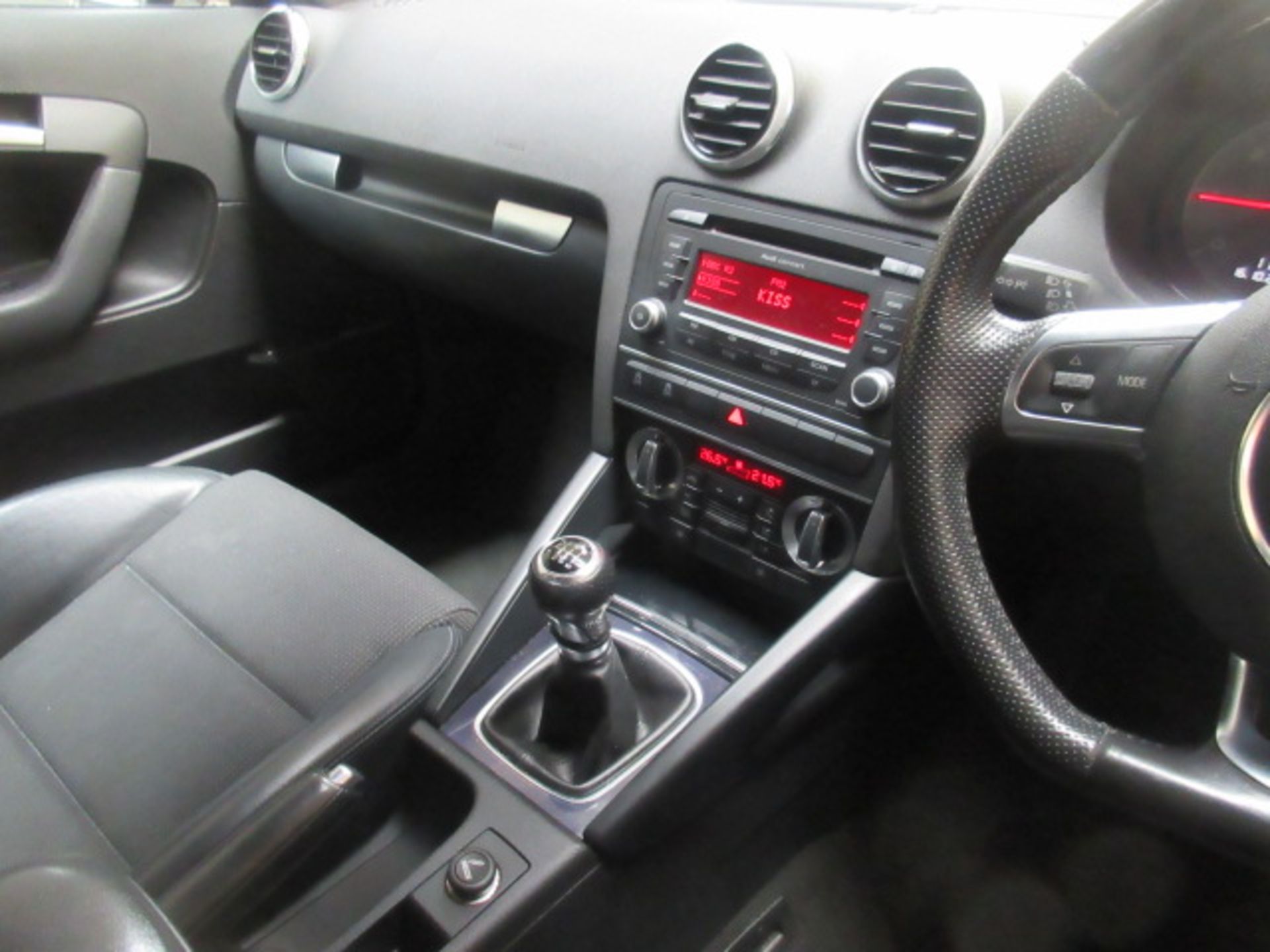 11 11 Audi A3 S Line Sp Edition TDI - Image 6 of 7