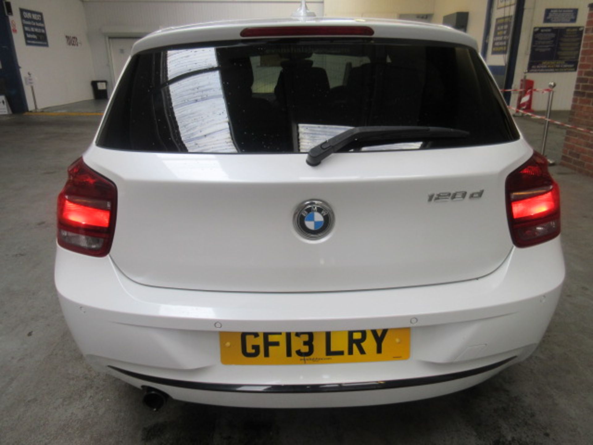 13 13 BMW 120D Sport - Image 3 of 12