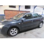 07 07 Ford Focus Zetec Climate 116