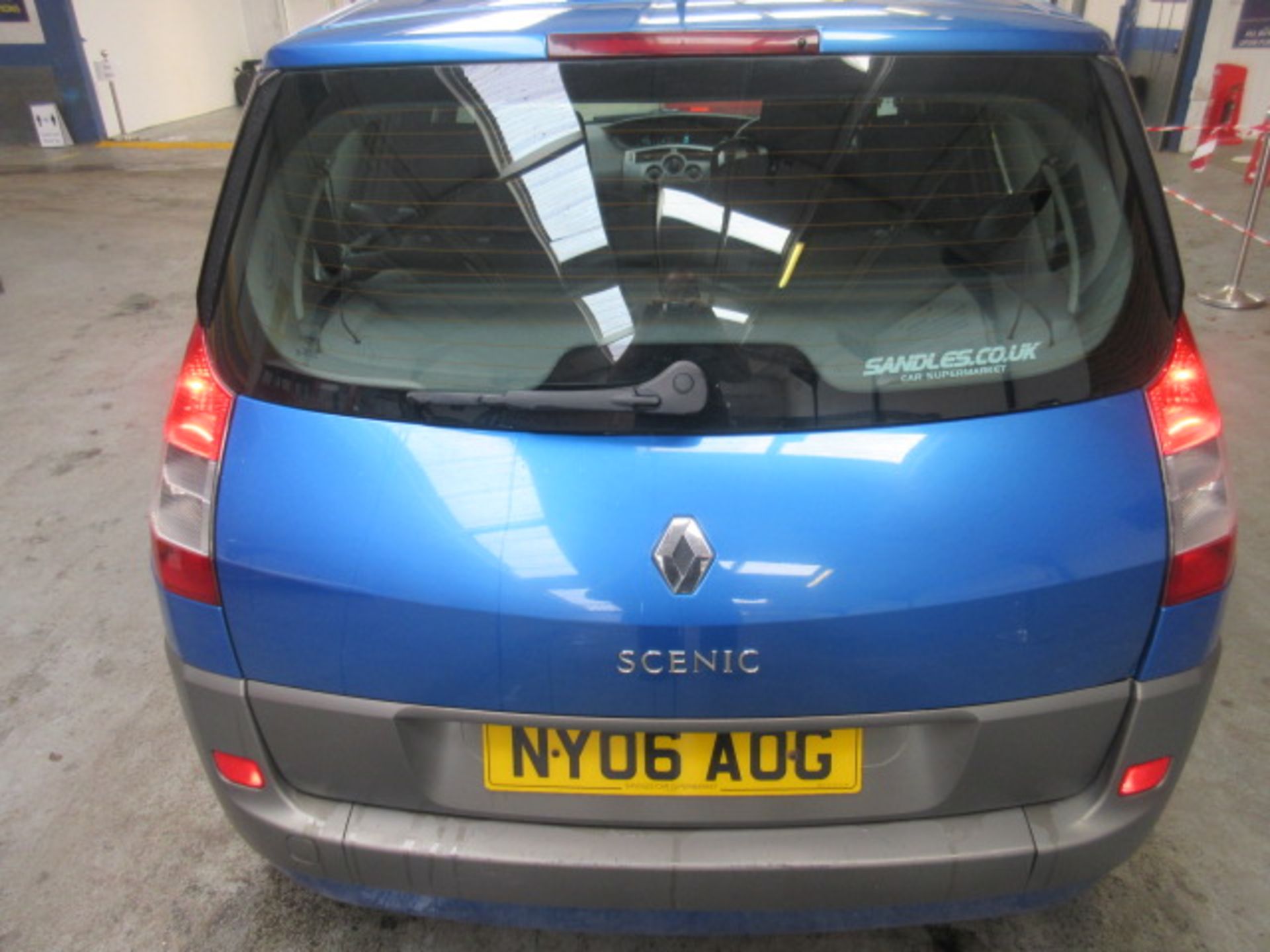 06 06 Renault Scenic Dynamique - Image 4 of 9