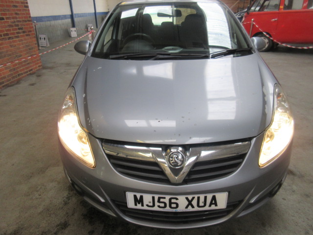 56 06 Vauxhall Corsa SXI A/C - Image 2 of 12