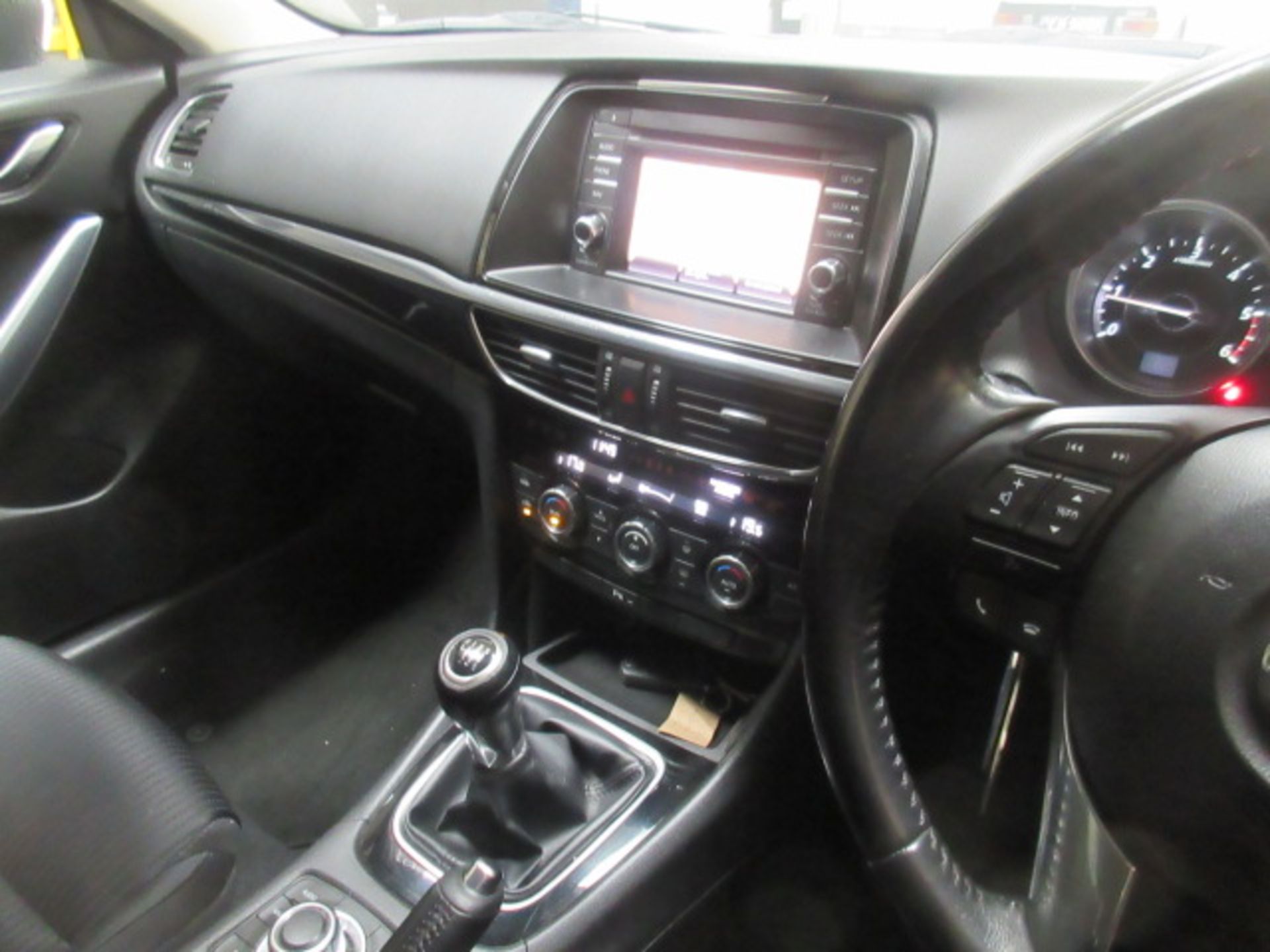 13 13 Mazda 6 SE-L Nav D - Image 6 of 7