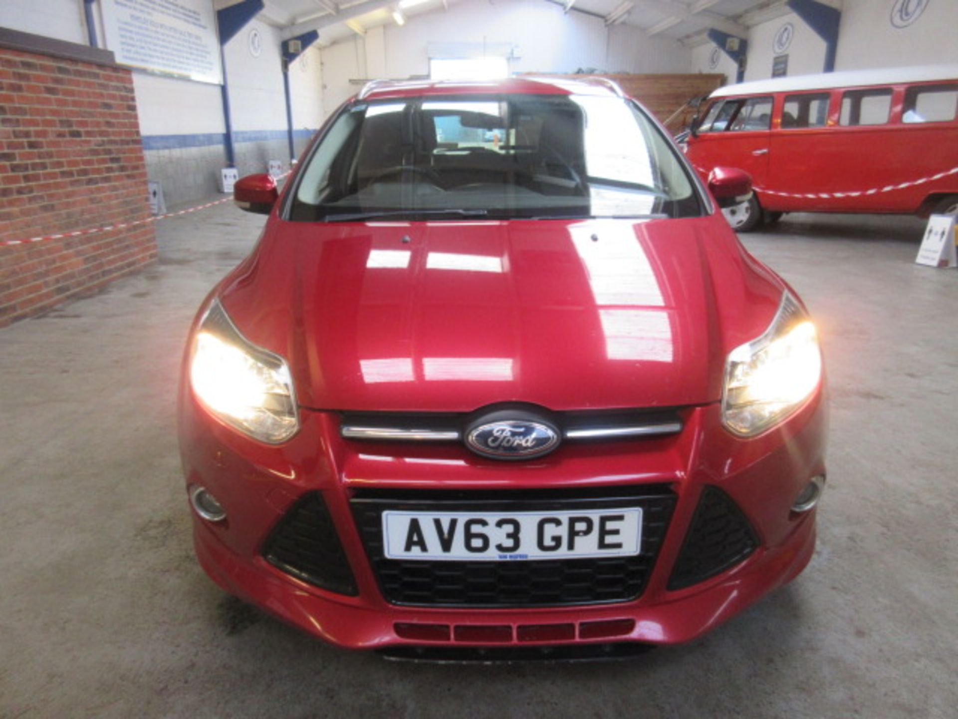 63 13 Ford Focus Zetec S TDCI - Image 6 of 11