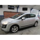 61 11 Peugeot 3008 Sport HDI