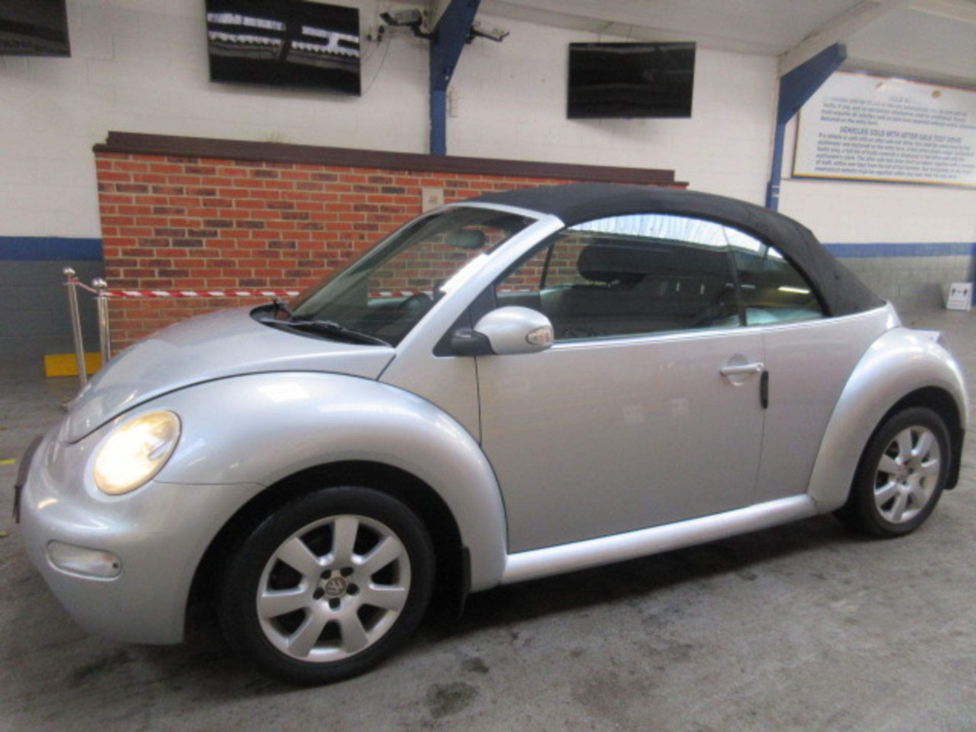 05 05 VW Beetle Cabriolet