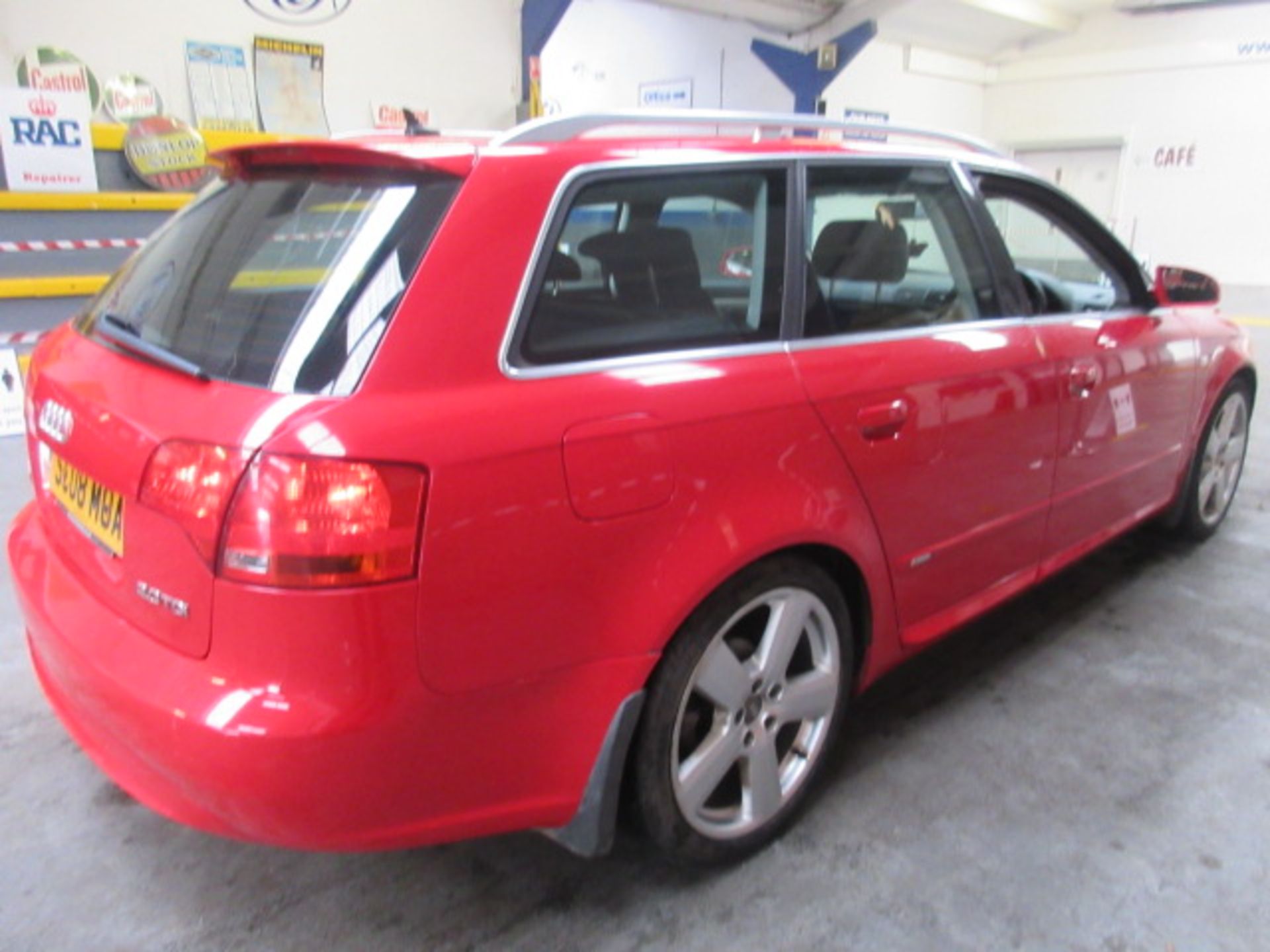 08 08 Audi A4 Avant S Line TDI 140 - Image 6 of 16