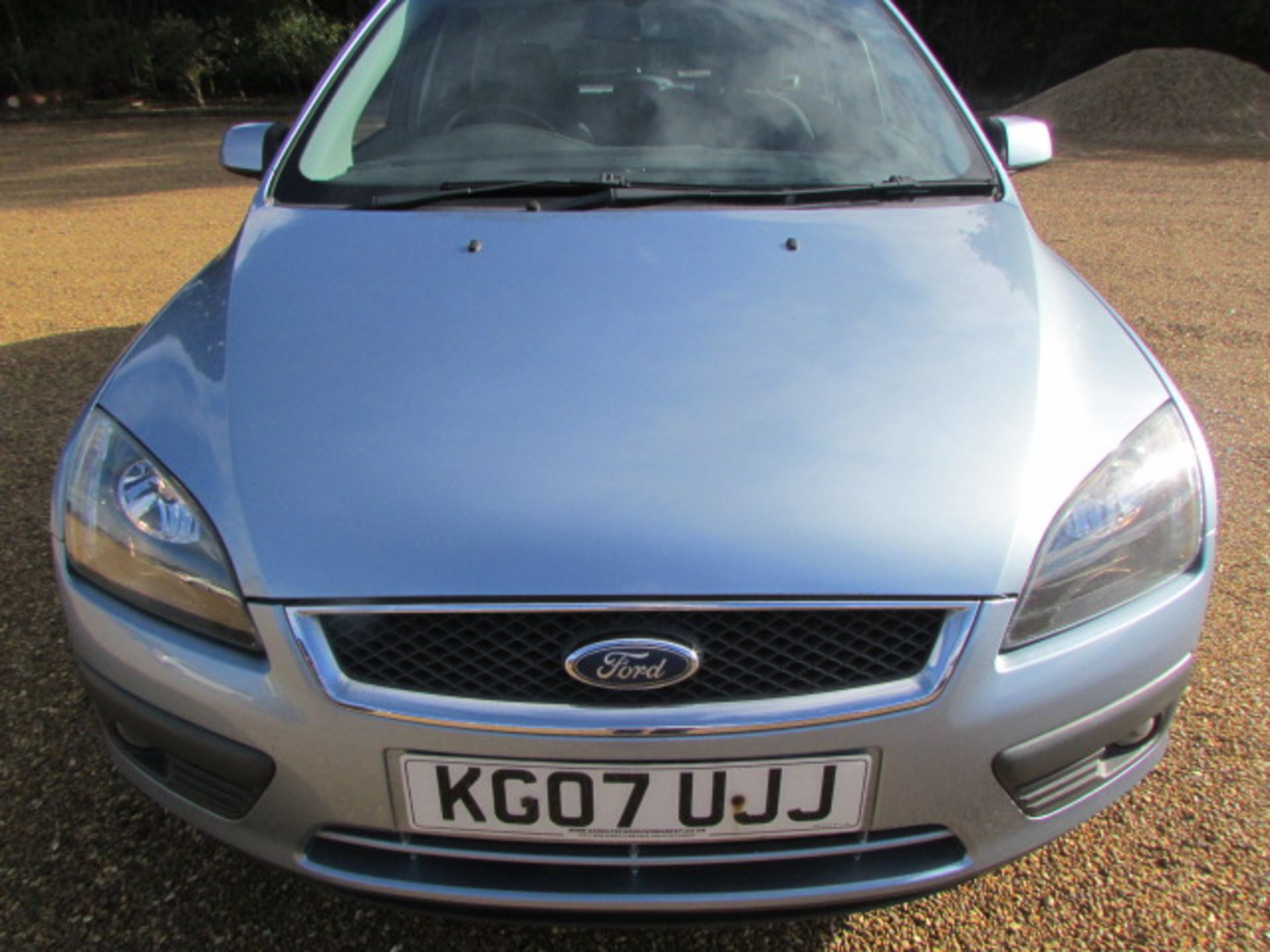 07 07 Ford Focus Zetec Climate - Image 2 of 11