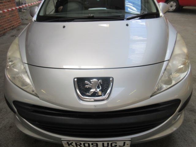 09 09 Peugeot 207 HDI - Image 2 of 8