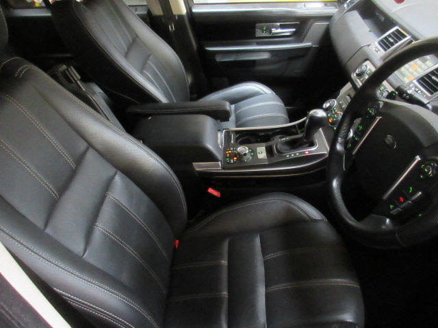 11 11 Range Rover Sp HSE - Image 13 of 13