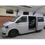 12 12 VW Transporter T32 S-Line TDI