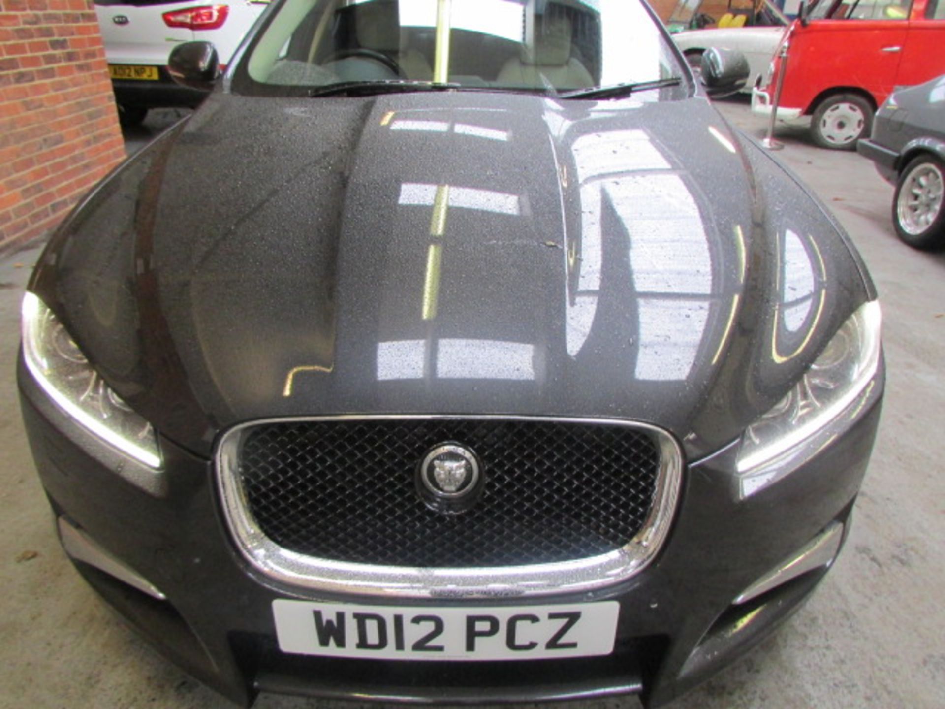 12 12 Jaguar XF S Premium Luxury V6 - Image 4 of 11