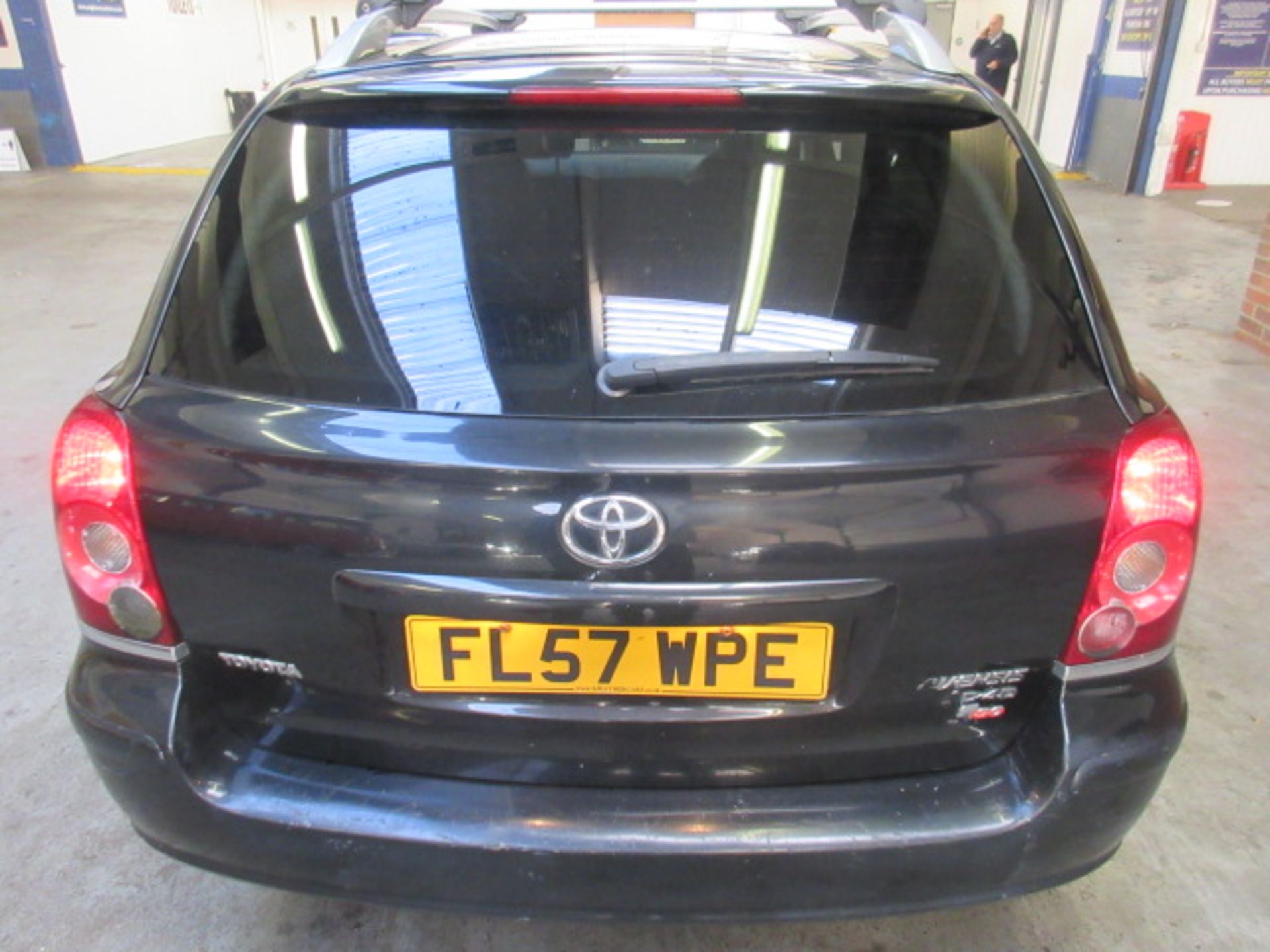 57 07 Toyota Avensis D-4D T180 - Image 2 of 8