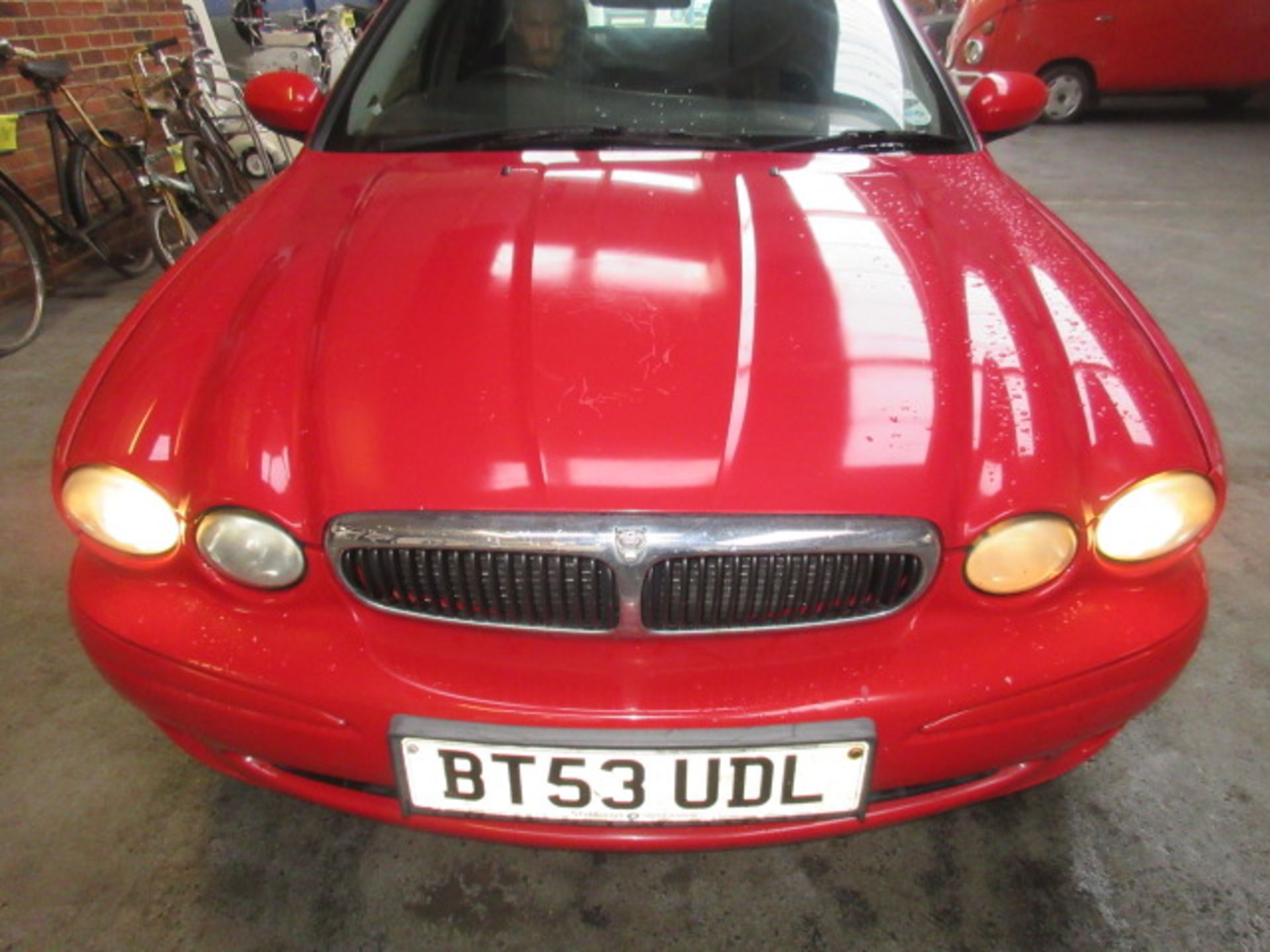 53 03 Jaguar X-Type V6 - Image 15 of 15