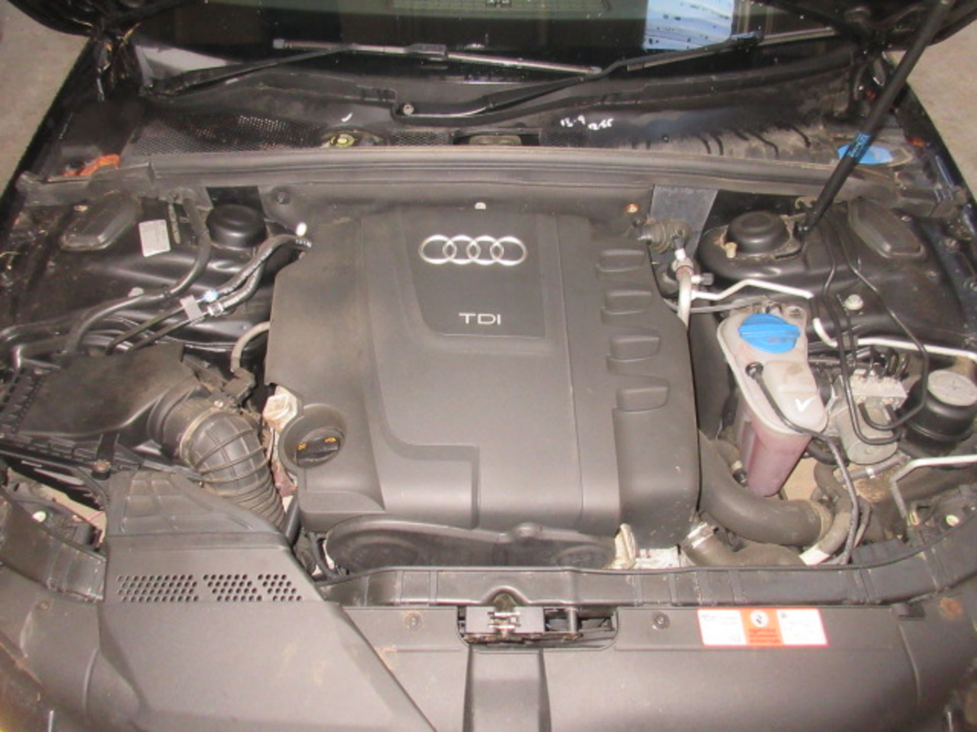 59 09 Audi A4 SE TDi 6SP - Image 4 of 13