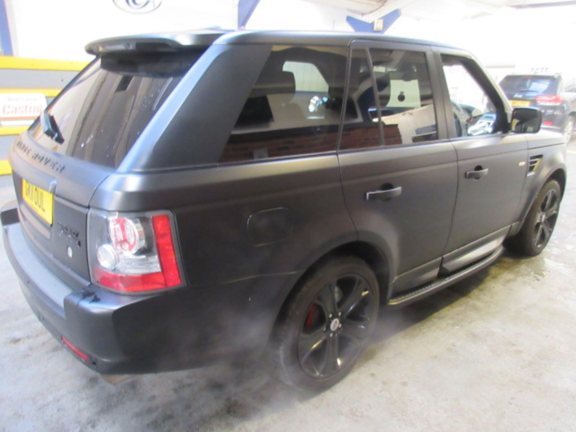 11 11 Range Rover Sport SP HSE - Image 3 of 7