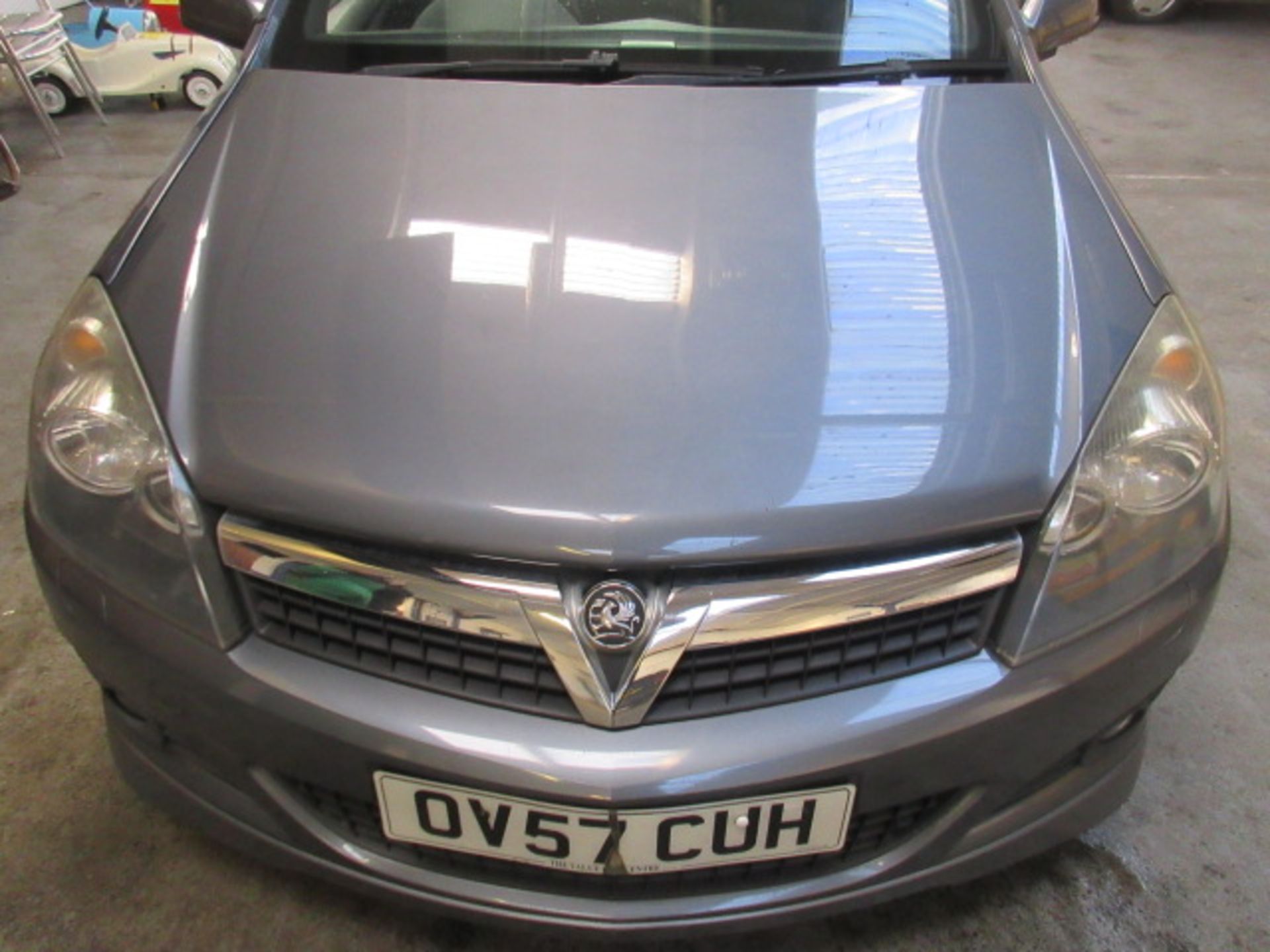 57 07 Vauxhall Astra SRi - Image 3 of 8