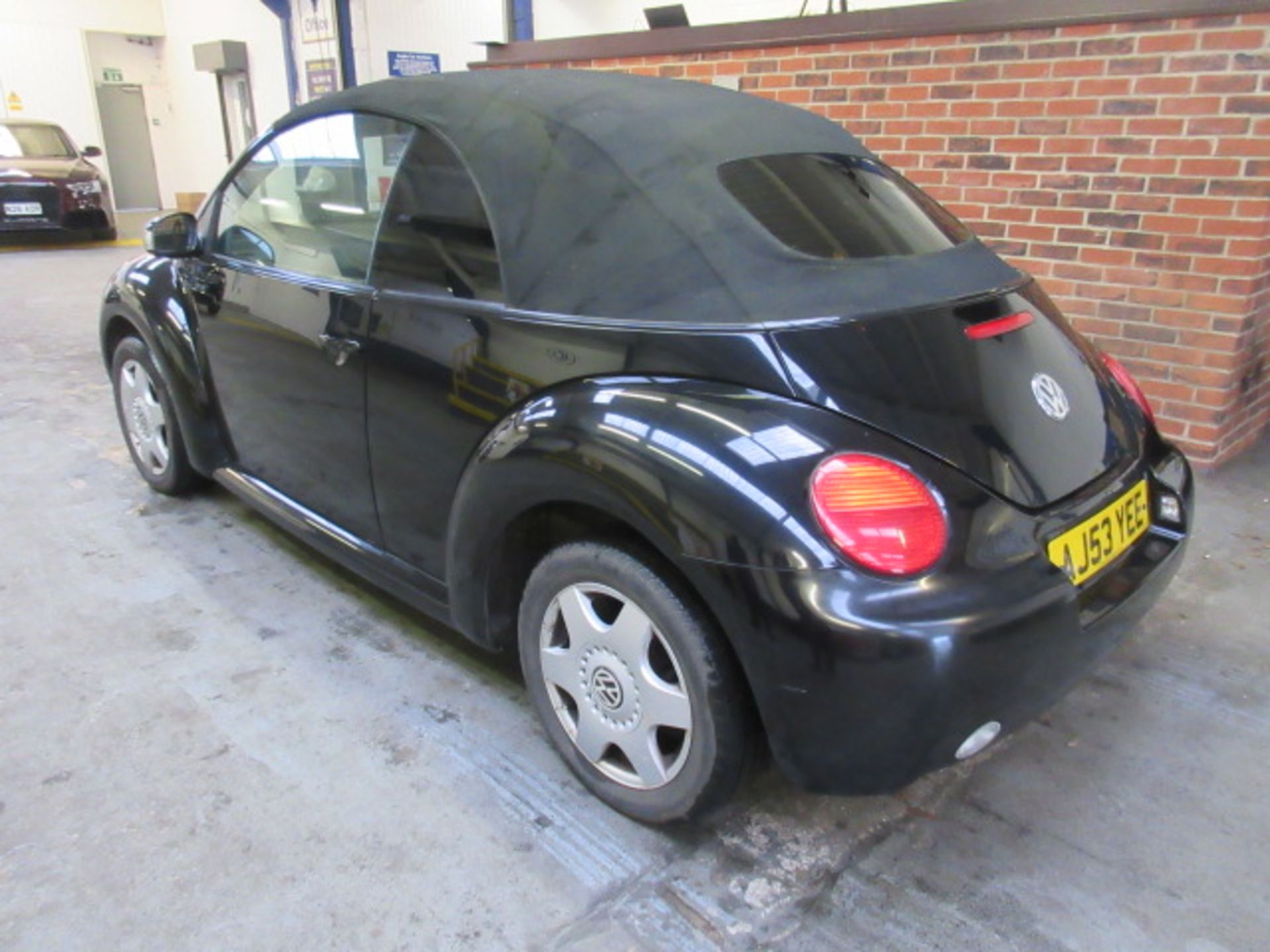 53 03 VW Beetle Cabrio TDi - Image 5 of 12