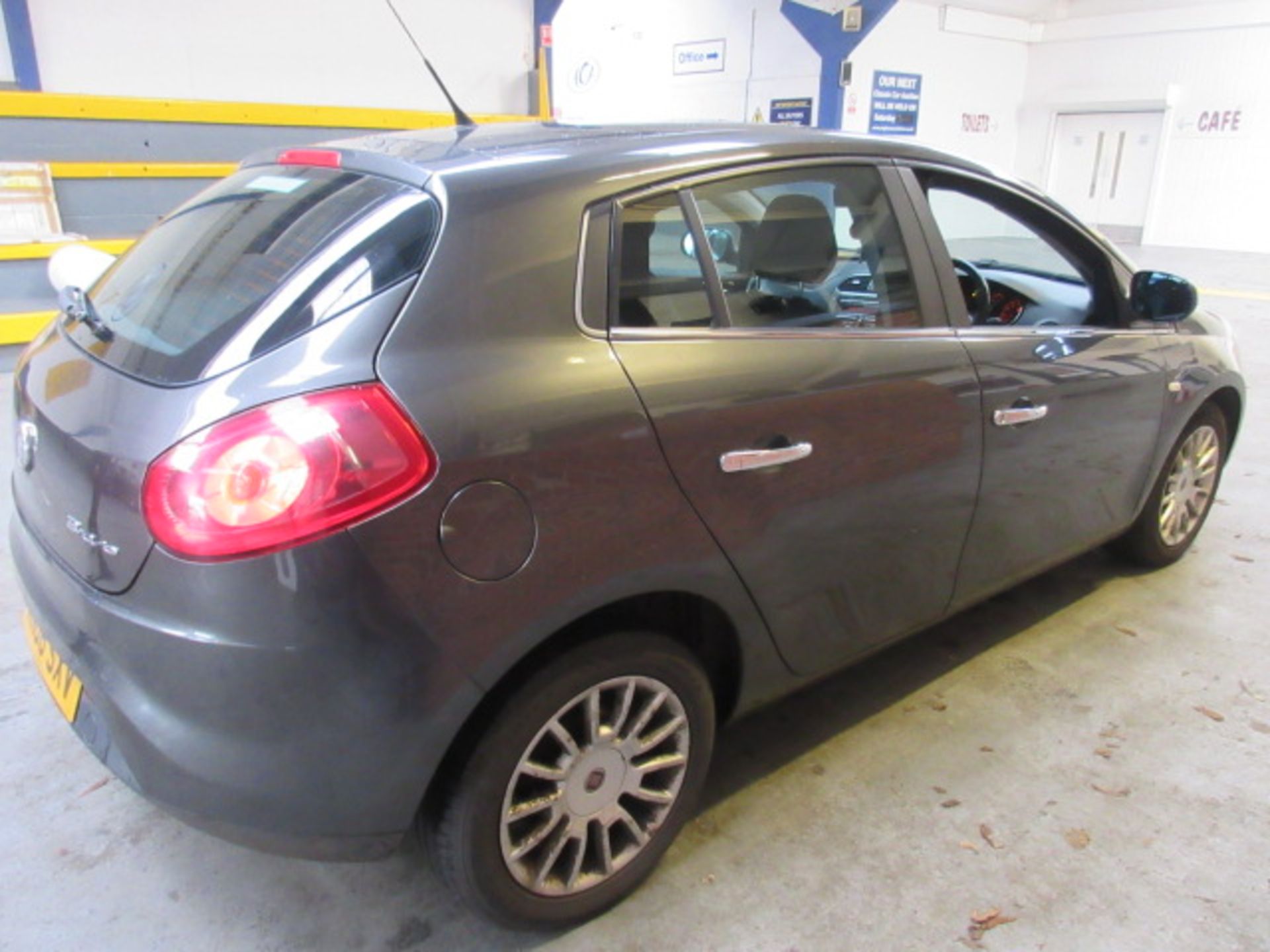 08 08 Fiat Bravo Dynamic 90 - Image 2 of 11