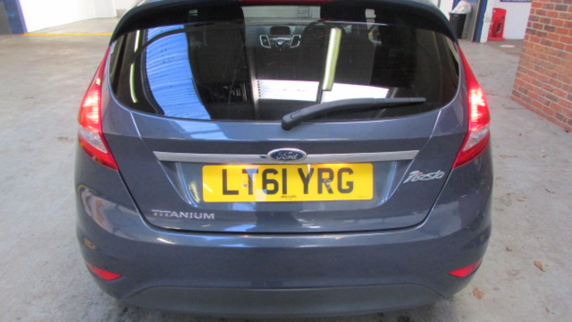 11 61 Ford Fiesta Titanium 5dr - Image 2 of 15