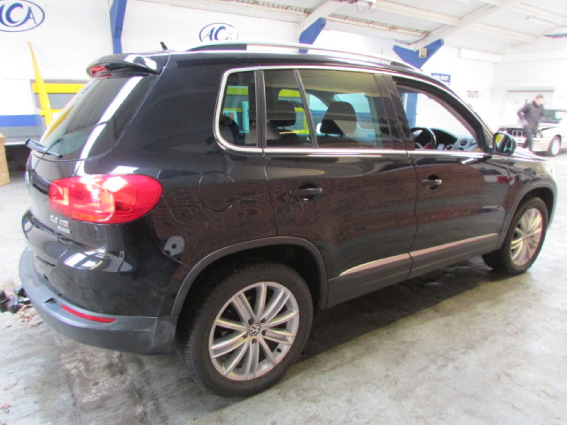 12 12 VW Tiguan Sport TDi 4Motion - Image 2 of 18